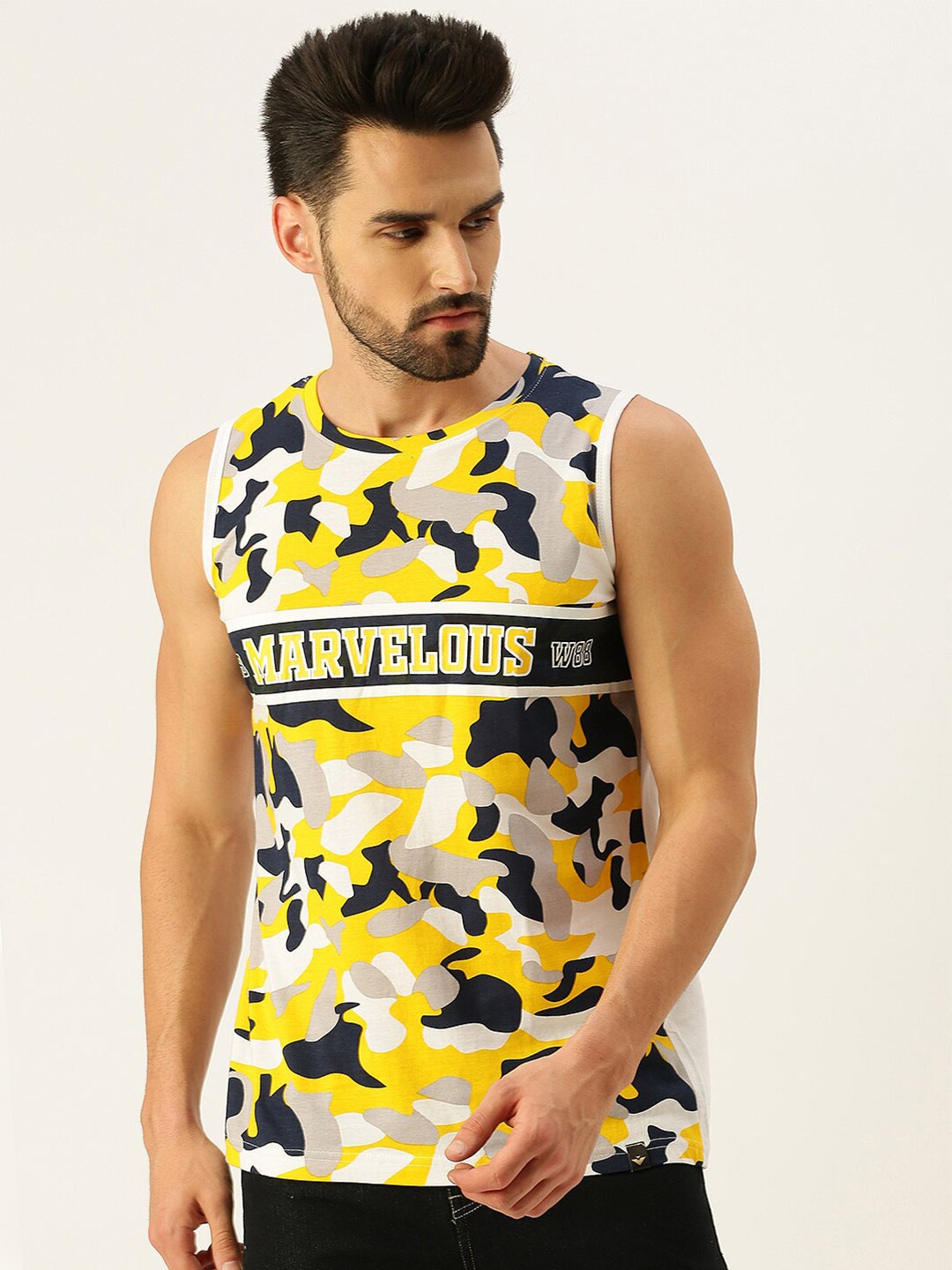 

VEIRDO Men Yellow Camouflage Printed Cotton T-shirt