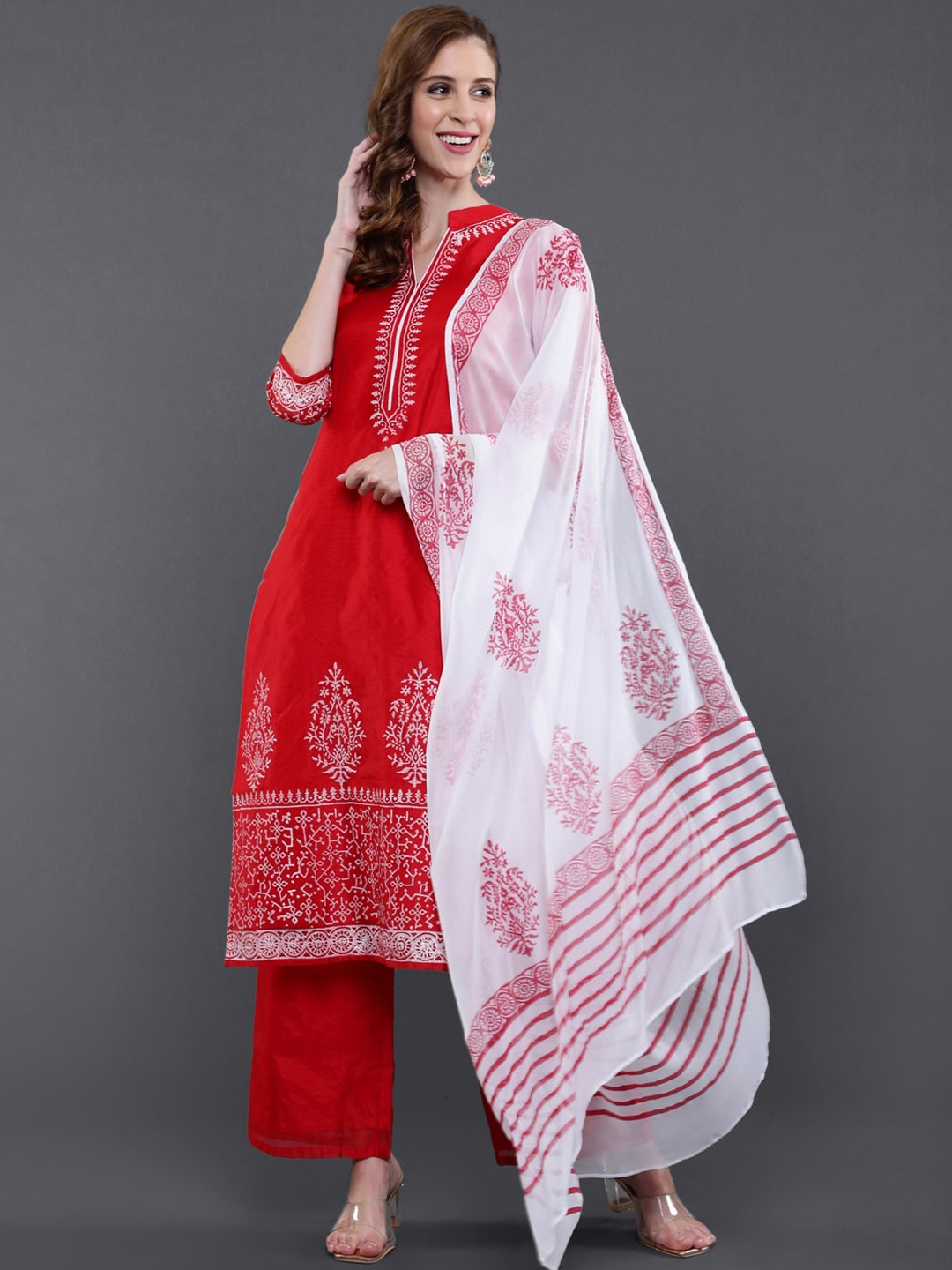 

saubhagya Women Red Ethnic Motifs Block Printed Kurta with Palazzos & With Dupatta