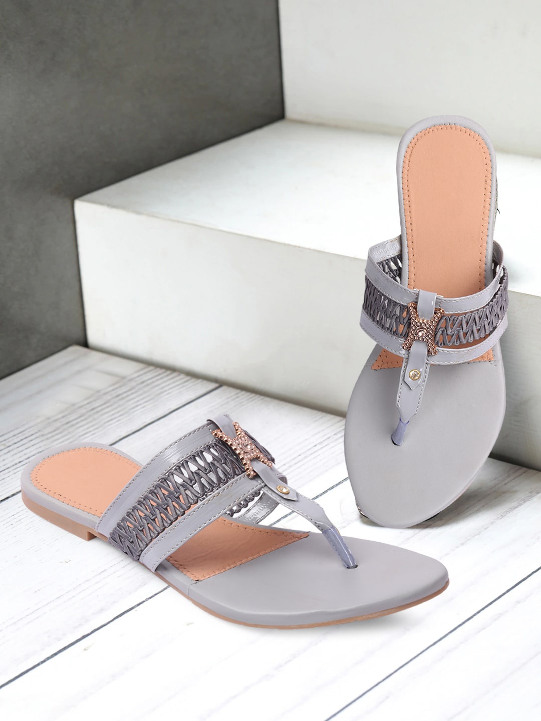 

Longwalk Women Grey Embellished T-Strap Flats