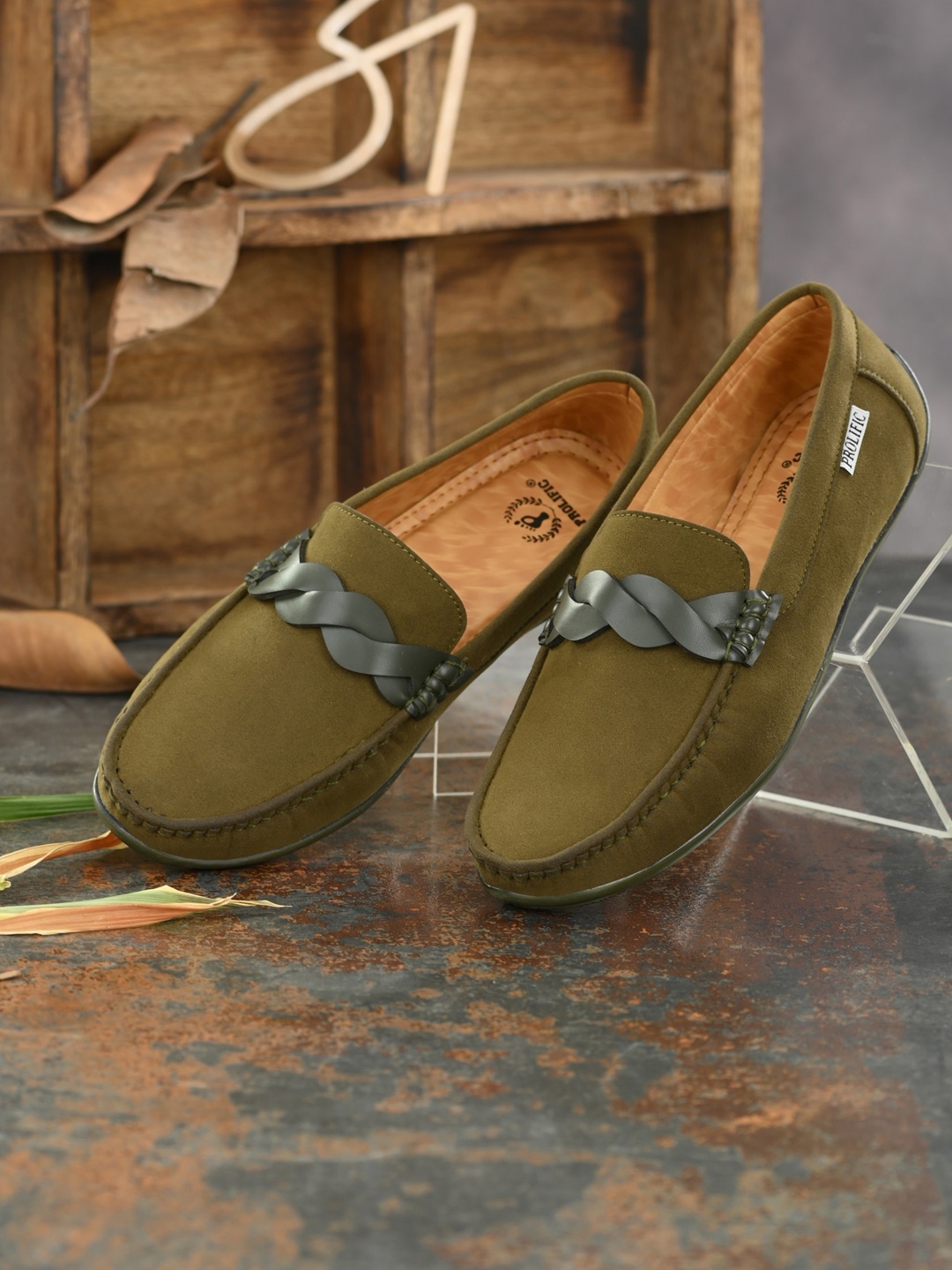 

Prolific Men Green Solid Loafers