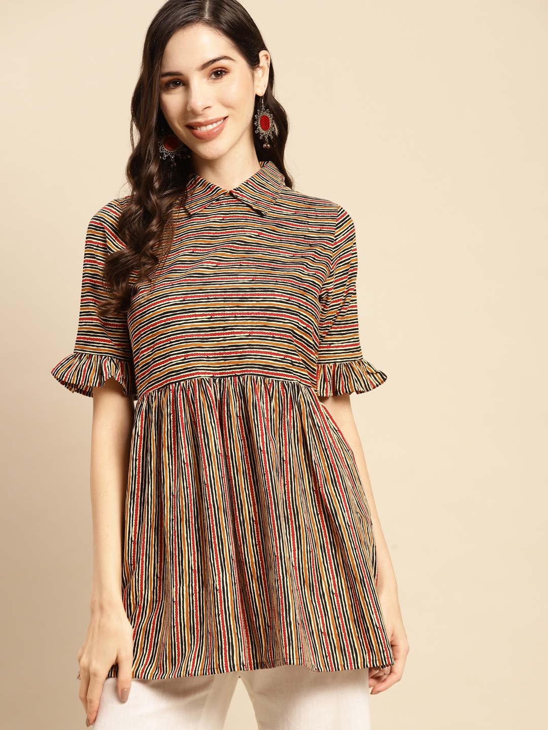 

Prakrti Black & Maroon Striped Shirt Collar Pure Cotton Pleated Kurti