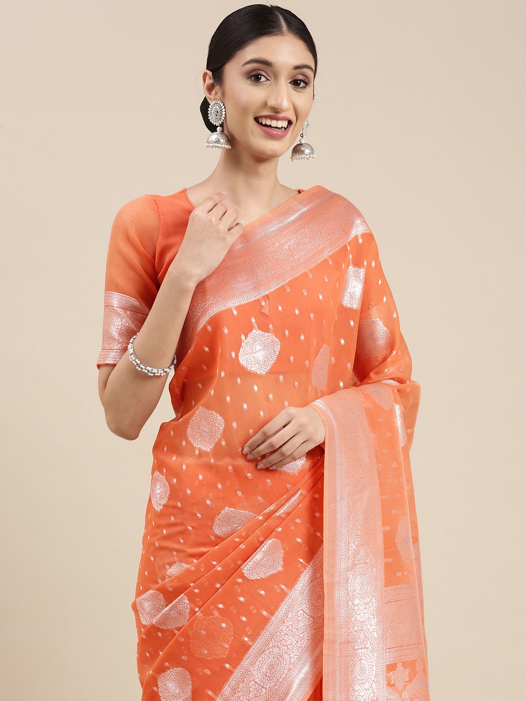 

VAIRAGEE Orange & Silver-Toned Ethnic Motifs Zari Silk Cotton Saree