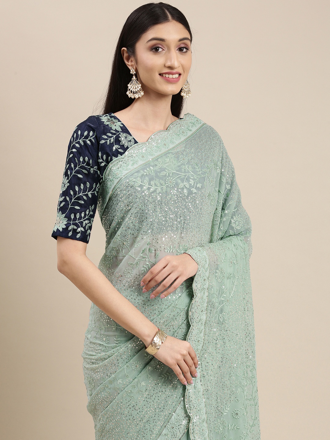 

VAIRAGEE Blue Floral Sequinned Saree