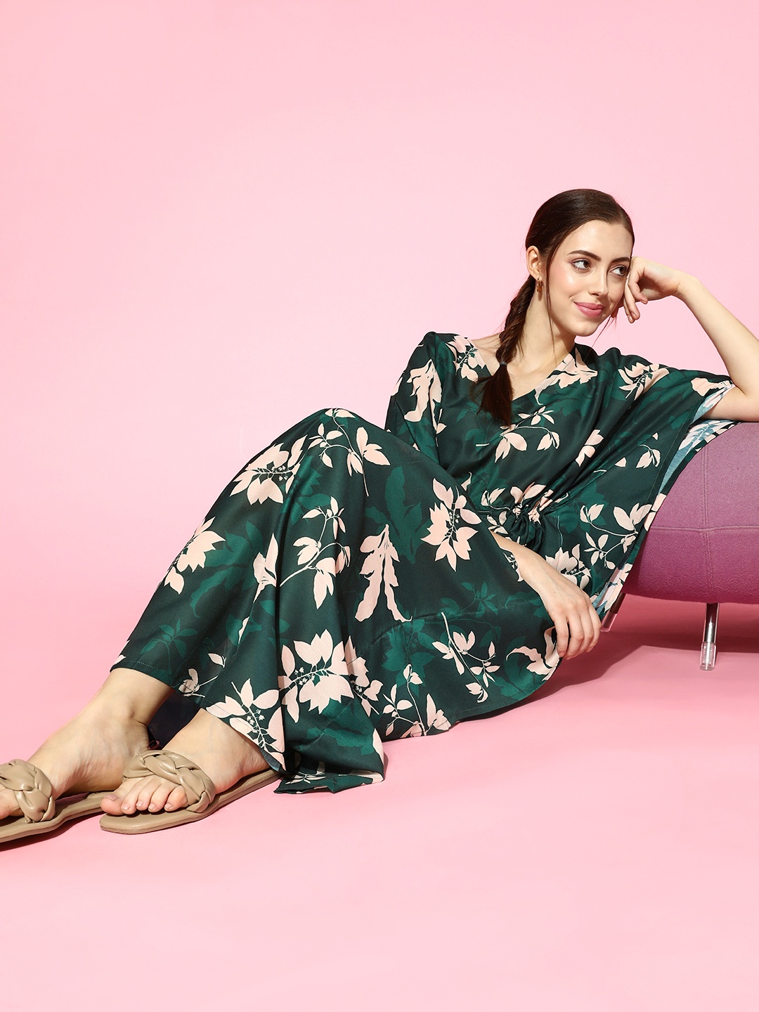 

Vemante Green Floral Bohemian Eclectic Nightdress