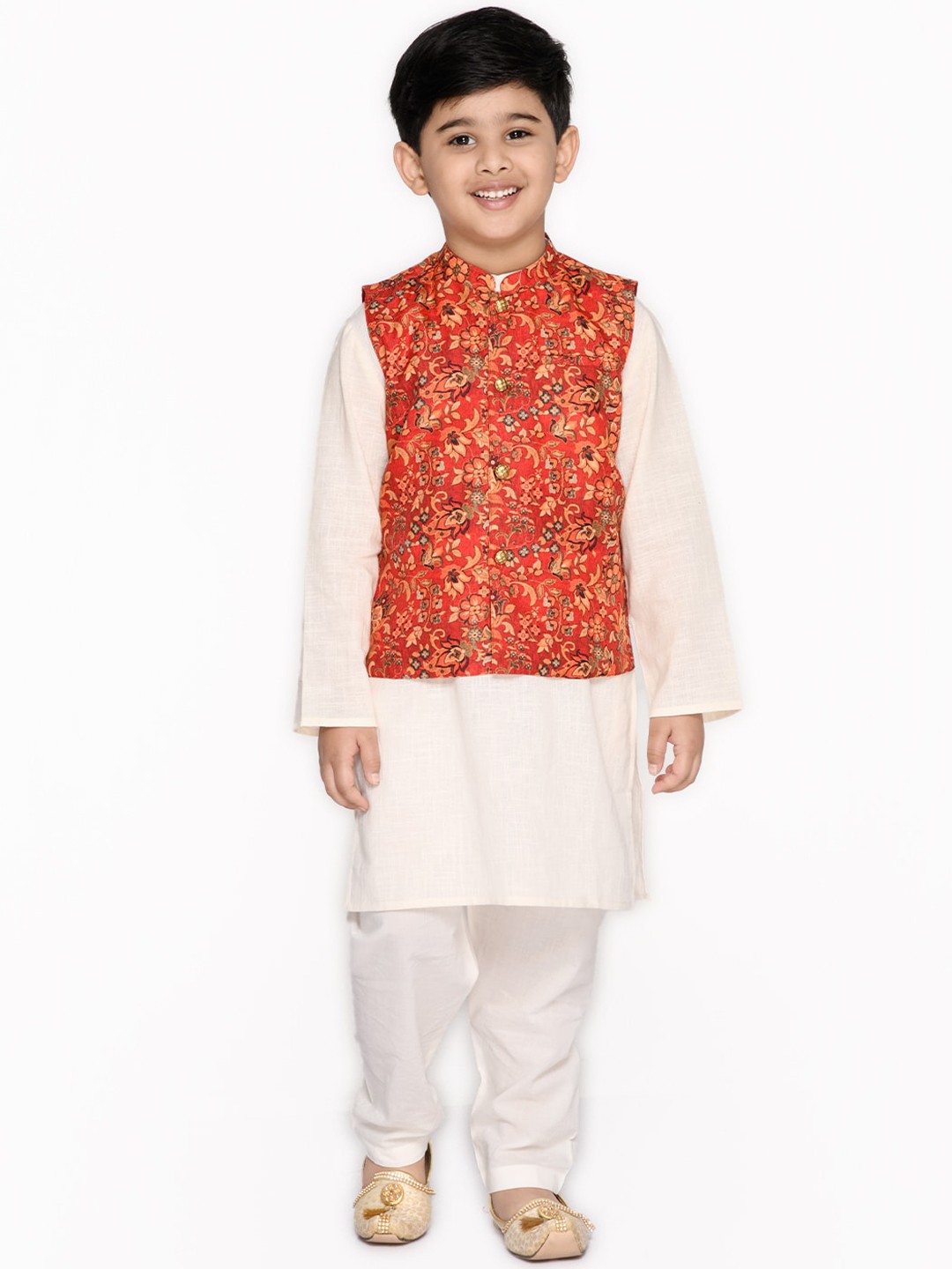 

SAKA DESIGNS Boys Red Floral Pure Cotton Kurta with Pyjamas