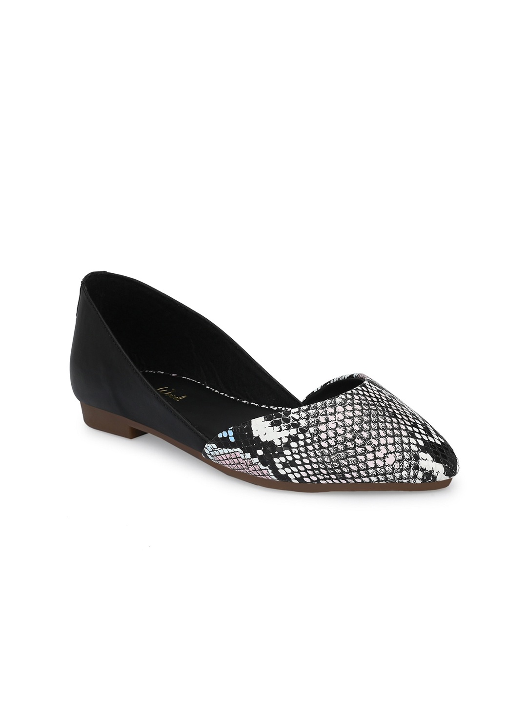

TimberWood Women Black Printed Ballerinas Flats