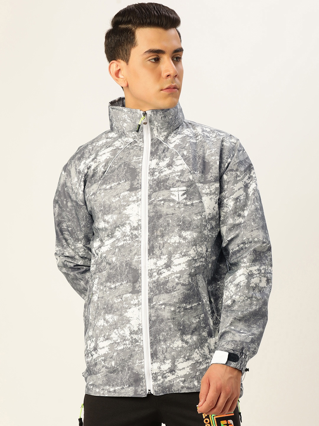 

Sports52 wear Men Grey & White Printed Rain Jacket