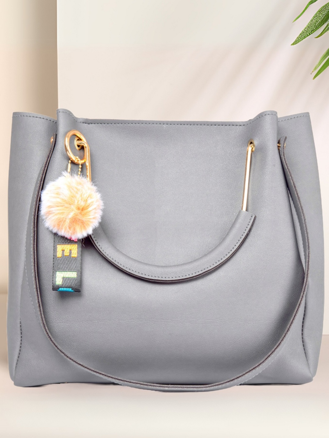 

Martucci Grey Oversized Structured Shoulder Bag with Tasselled