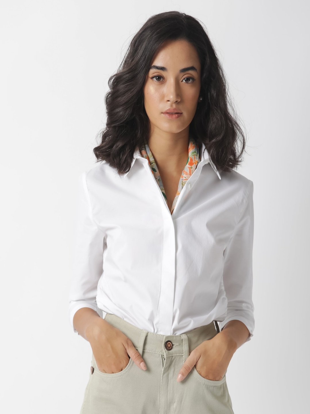 

RAREISM White Shirt Style Top