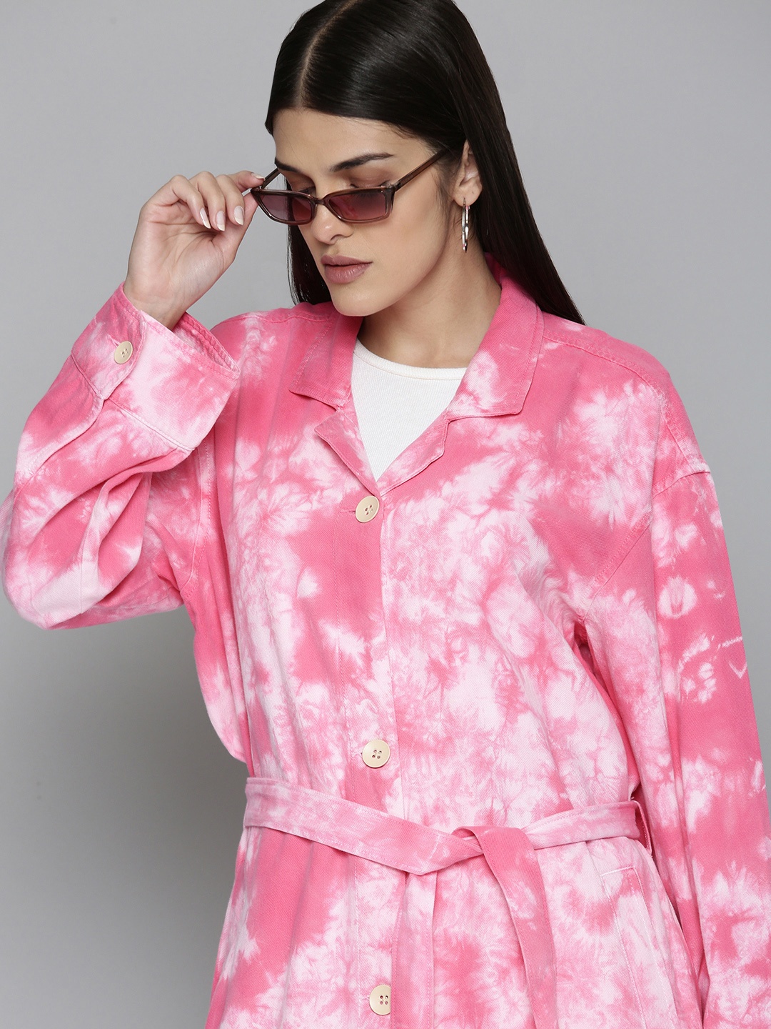 

Levi's X Deepika Padukone Women Pink Tie and Dyed Relaxed Fit Overcoat