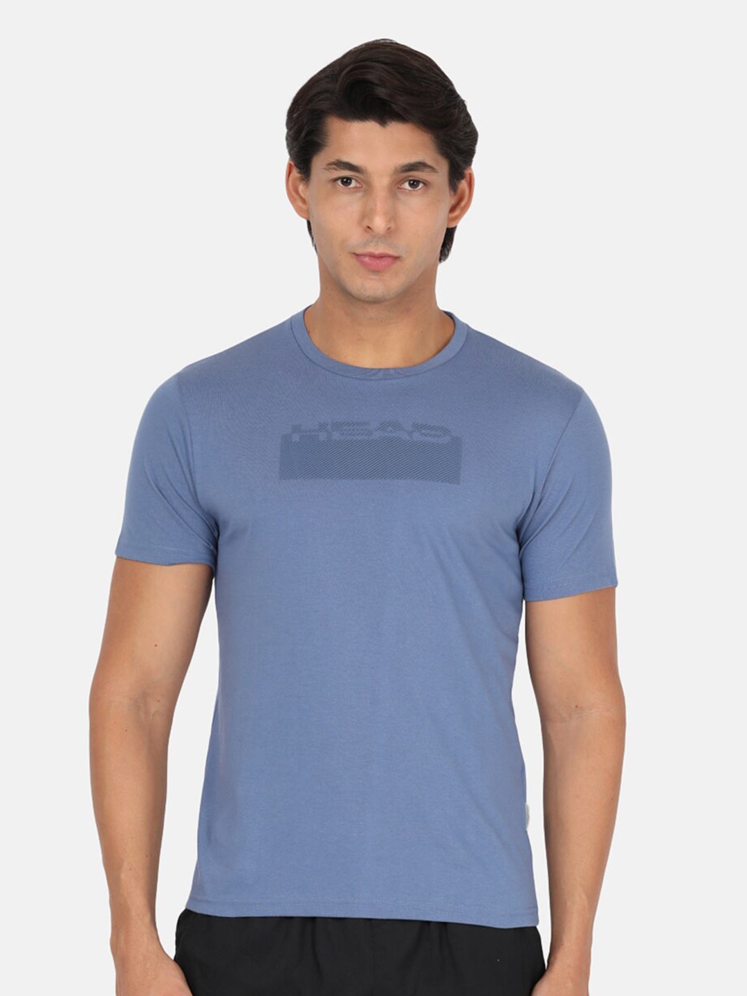 

Head Men Blue Printed Slim Fit Outdoor T-shirt