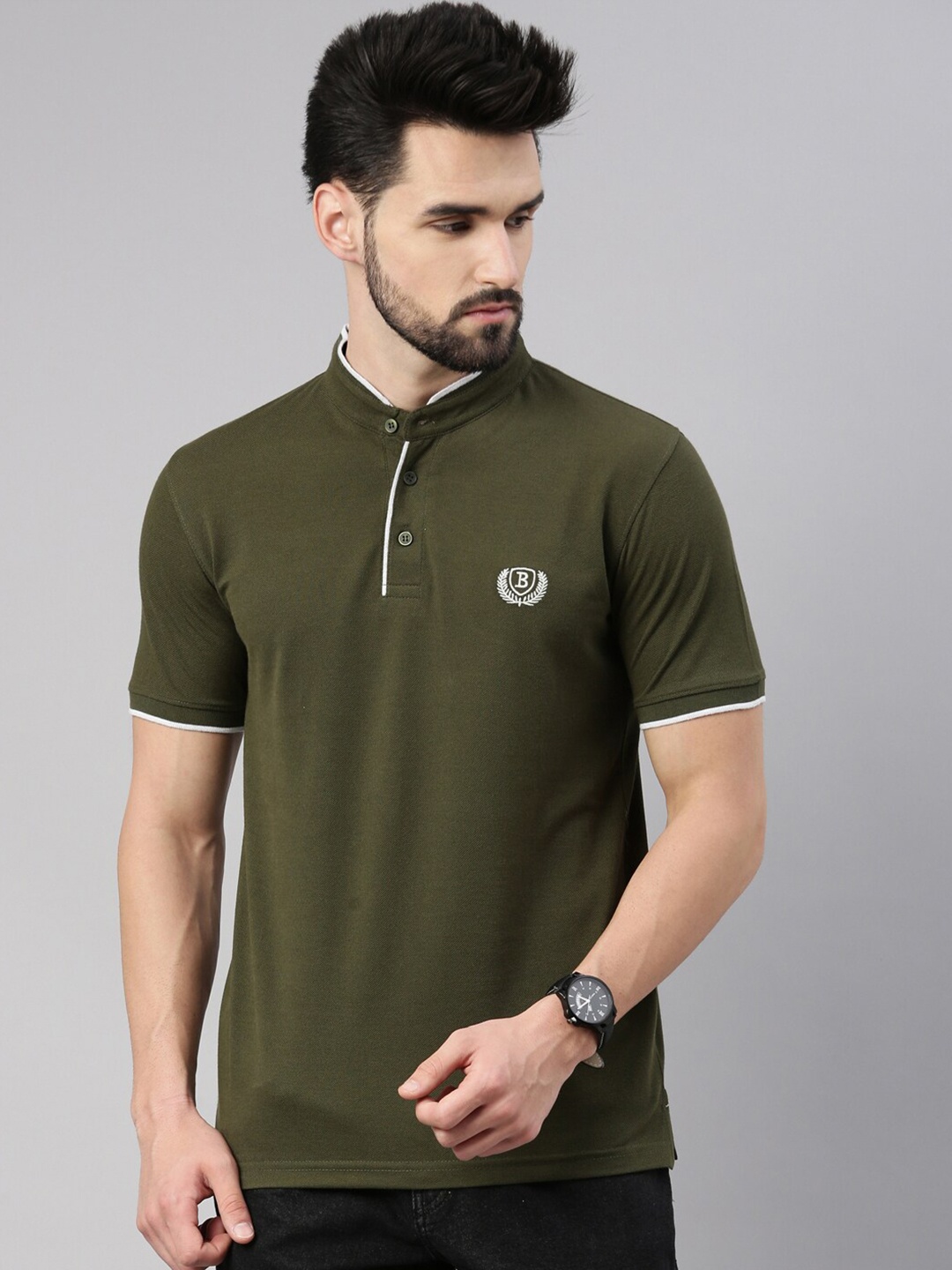 

Bushirt Men Olive Green Mandarin Collar T-shirt