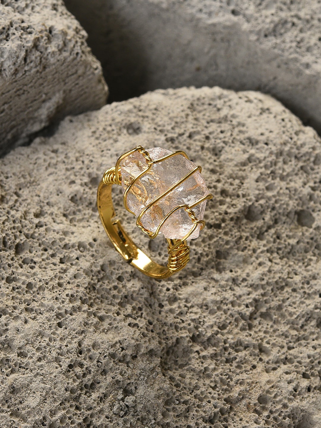 

SOHI Gold-Plated & Pink Stone-Studded Finger Ring