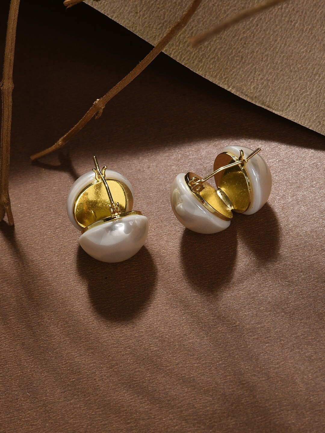 

SOHI White & Gold-Plated Contemporary Studs Earrings