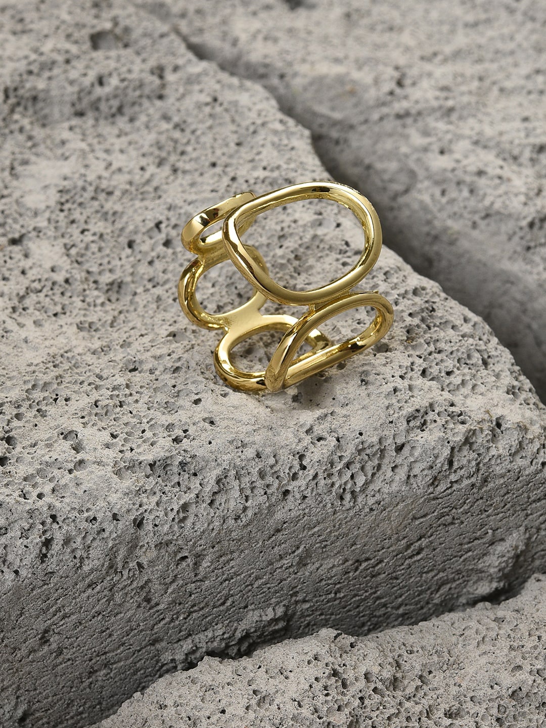 

SOHI Gold-Plated Designer Ring