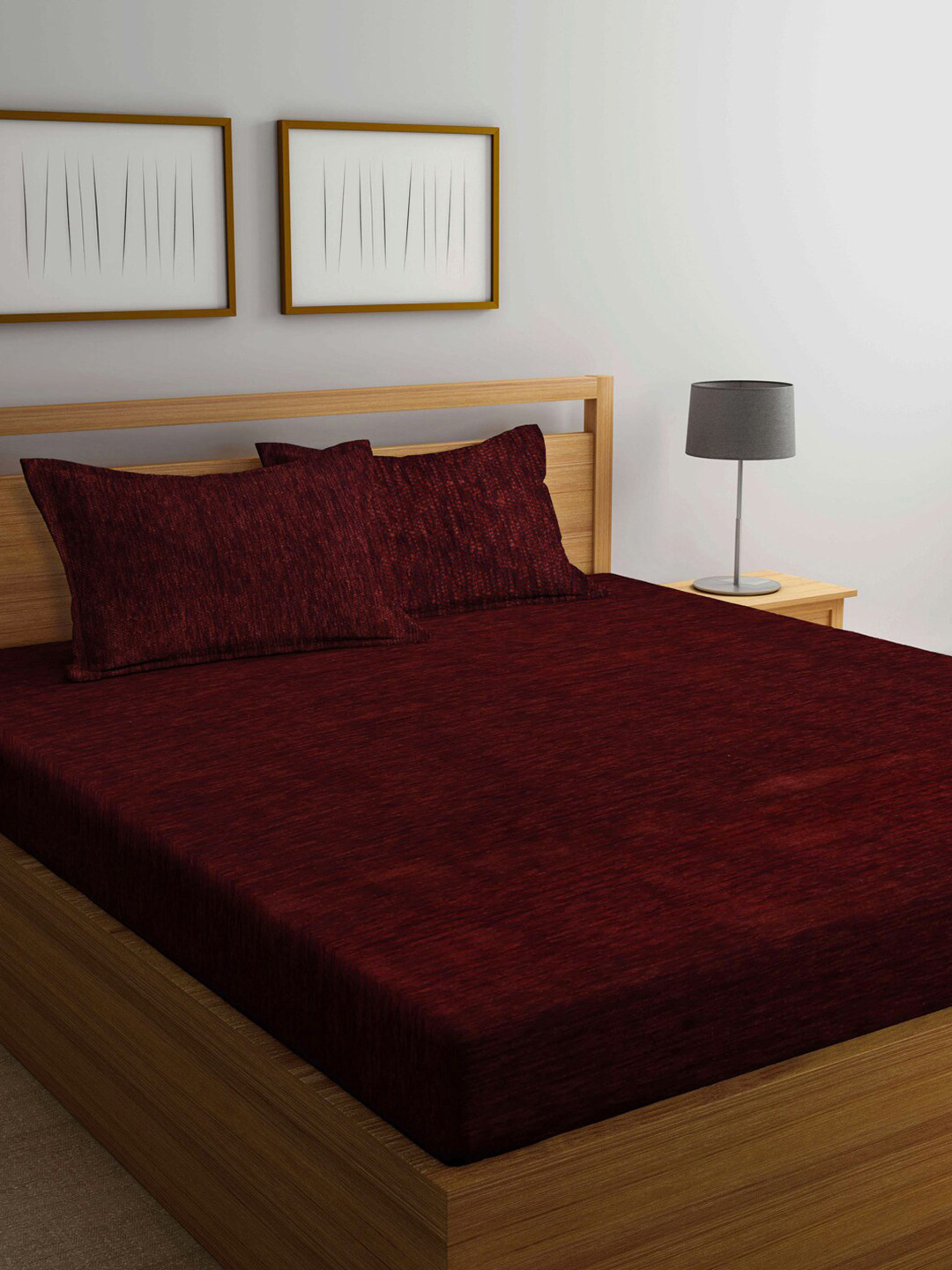 

Arrabi Brown 300 TC King Bedsheet with 2 Pillow Covers