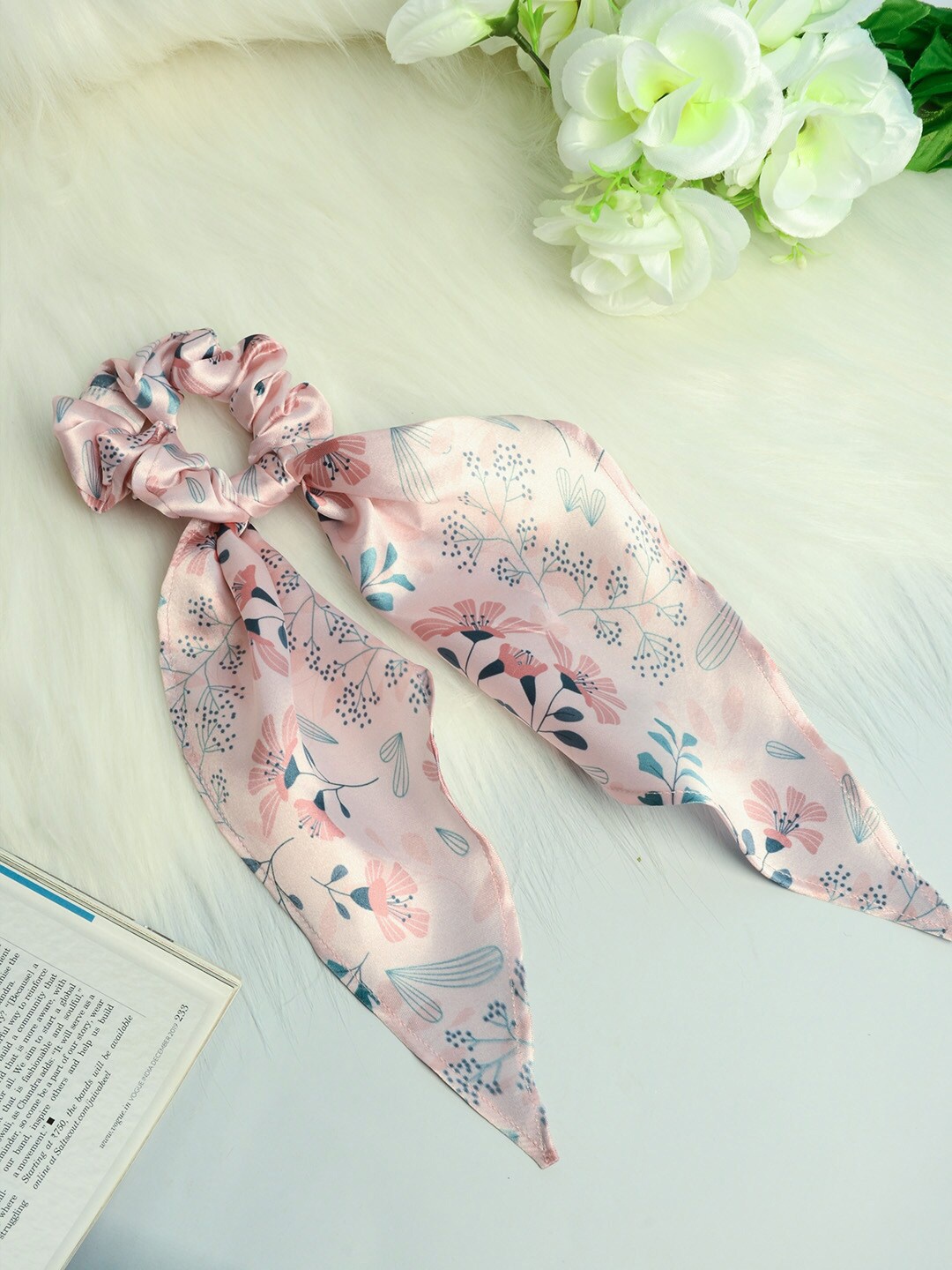

Ferosh Women Pink Ponytail Holders