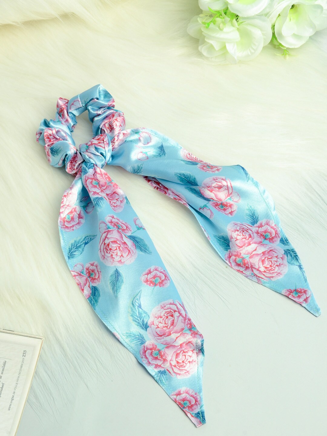 

Ferosh Women Blue Ponytail Holders