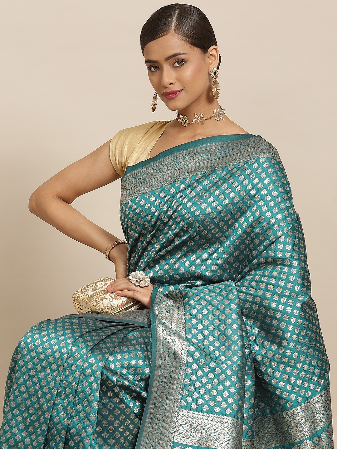 

Silk Land Green & Silver Ethnic Motifs Zari Kanjeevaram Saree