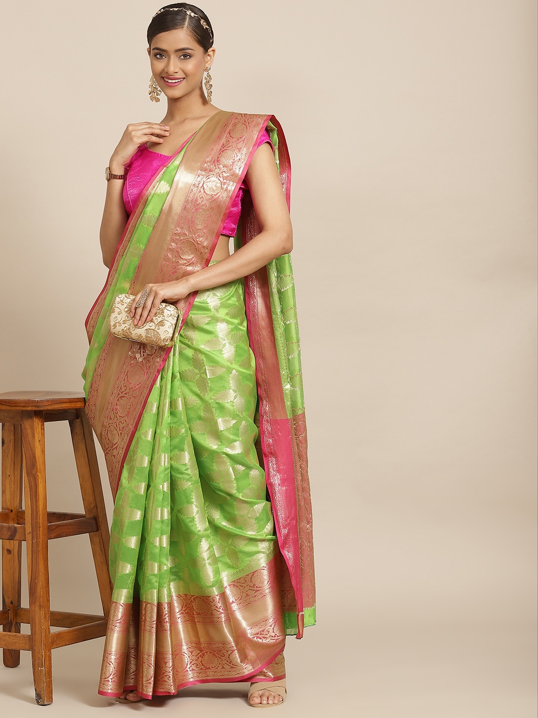 

Silk Land Green & Gold-Toned Floral Zari Kanjeevaram Saree