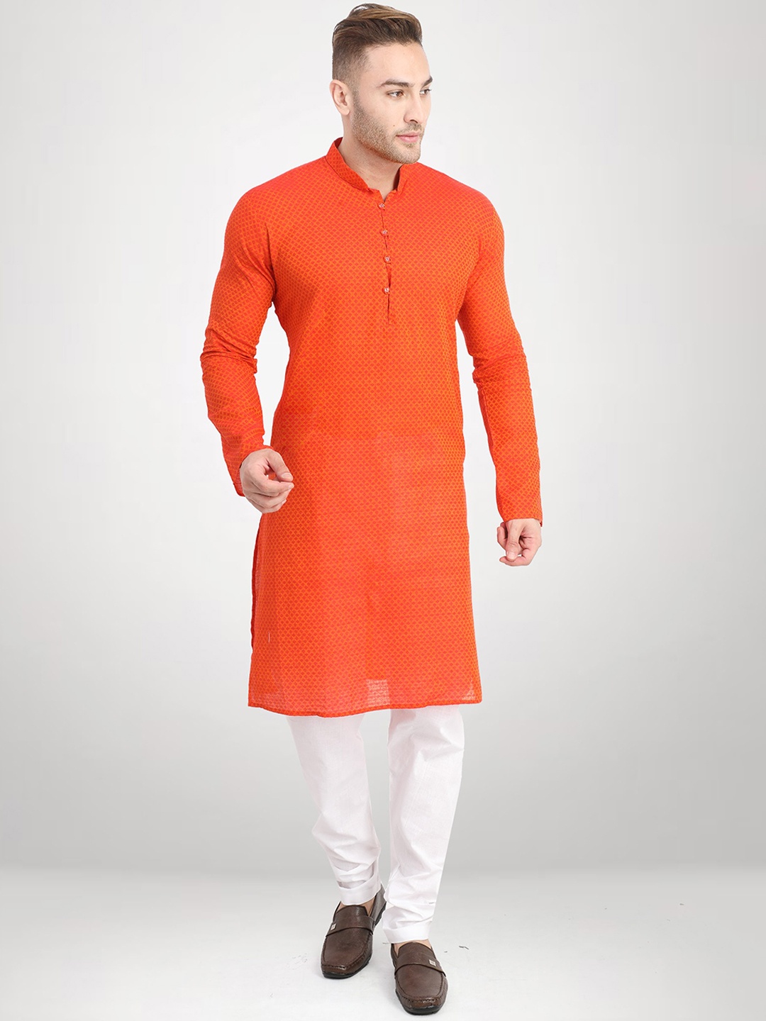 

RG DESIGNERS Men Orange & White Kurta with Pyjamas