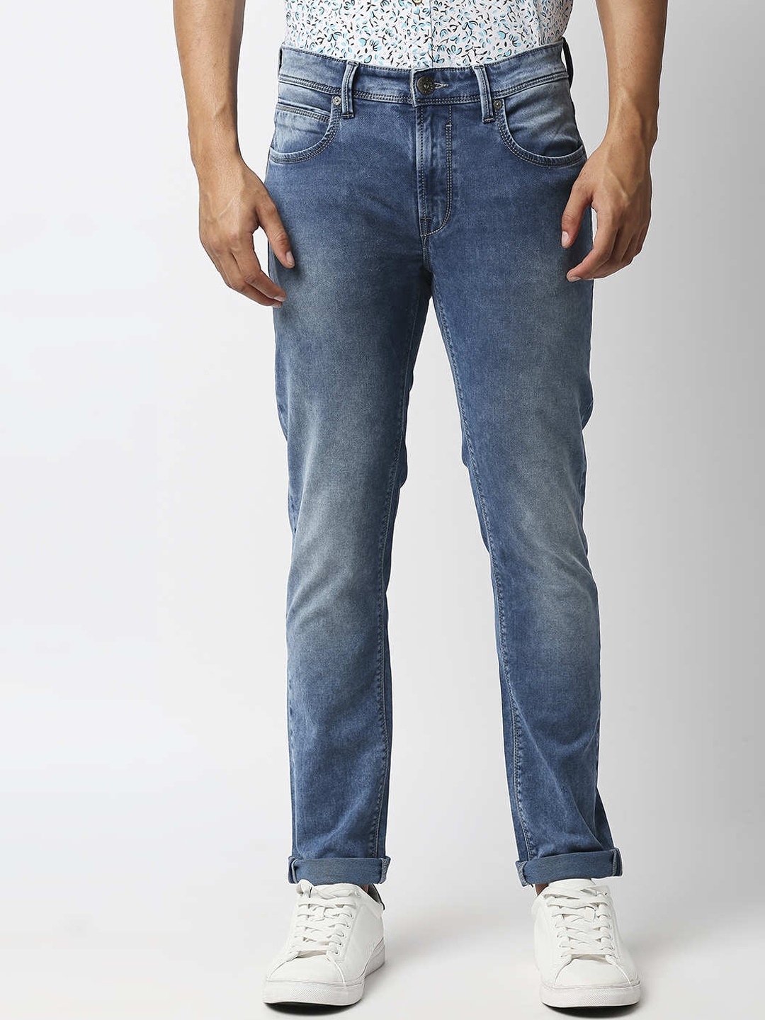 

Pepe Jeans Men Tapered Fit Low-Rise Heavy Fade Jeans, Blue