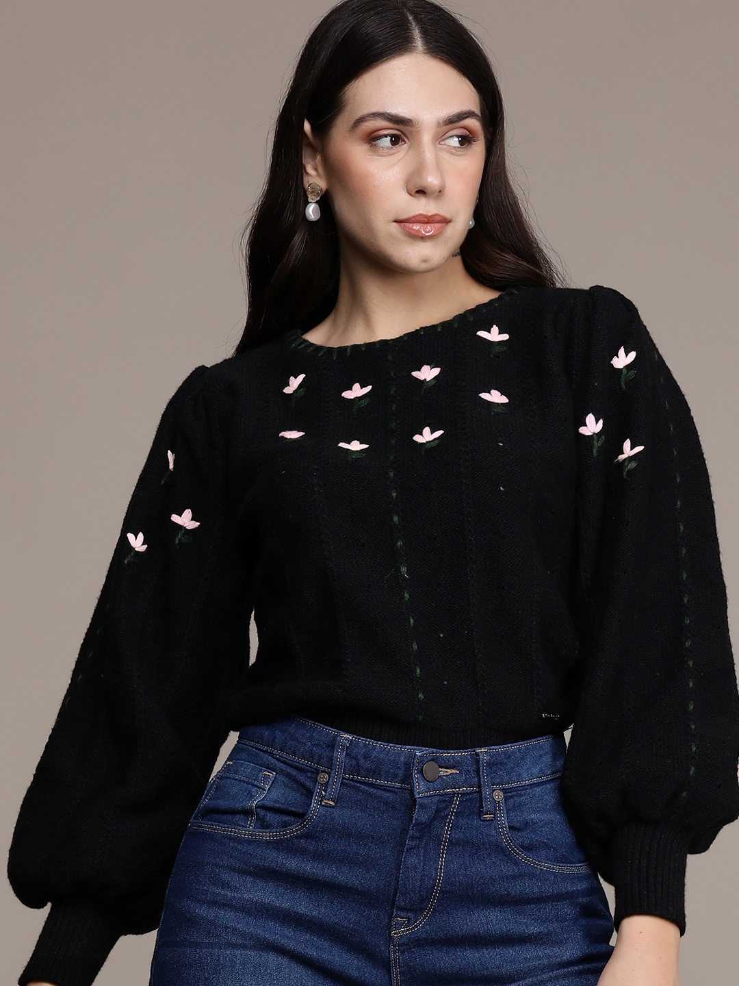 

bebe Women Black & Pink Floral Embroidered Pullover Sweater