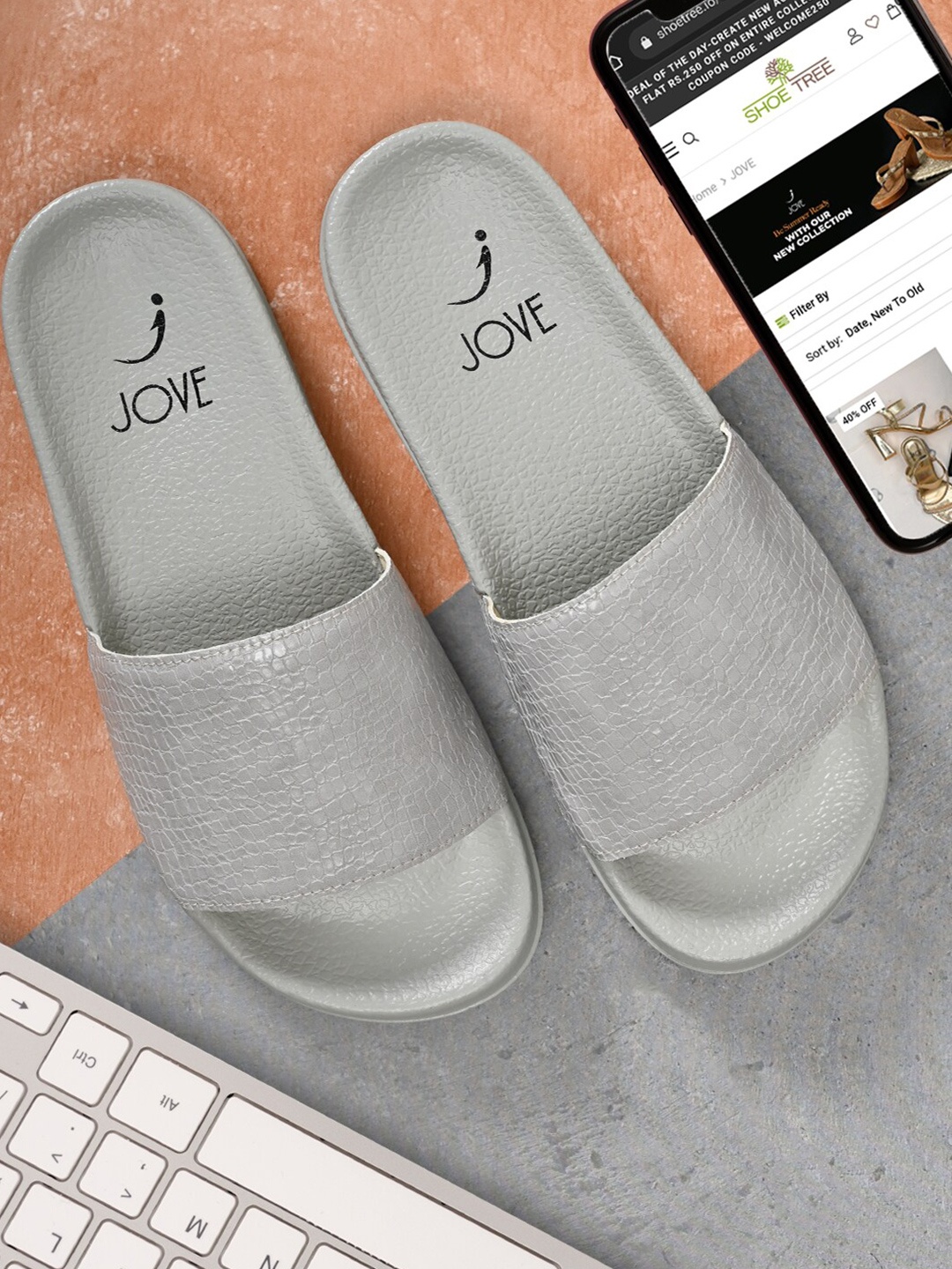 

Jove Women Grey Solid Sliders