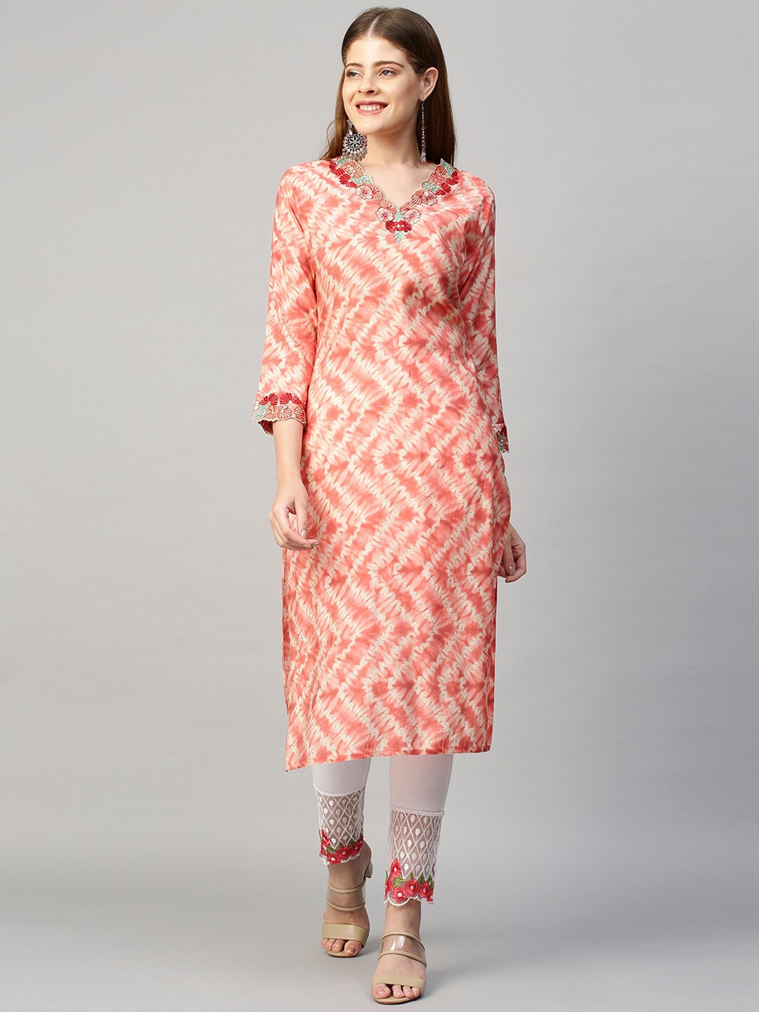 

FASHOR Women Peach-Coloured Geometric Printed Gotta Patti Kurta