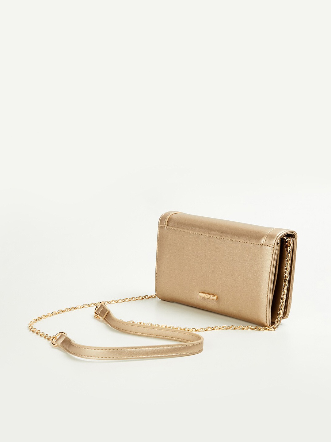 

Ginger by Lifestyle Women Silver-Toned Envelope with Sling Strap