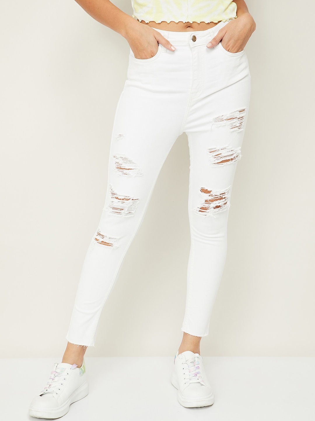 

Ginger by Lifestyle Women White Slim Fit High-Rise Highly Distressed Jeans