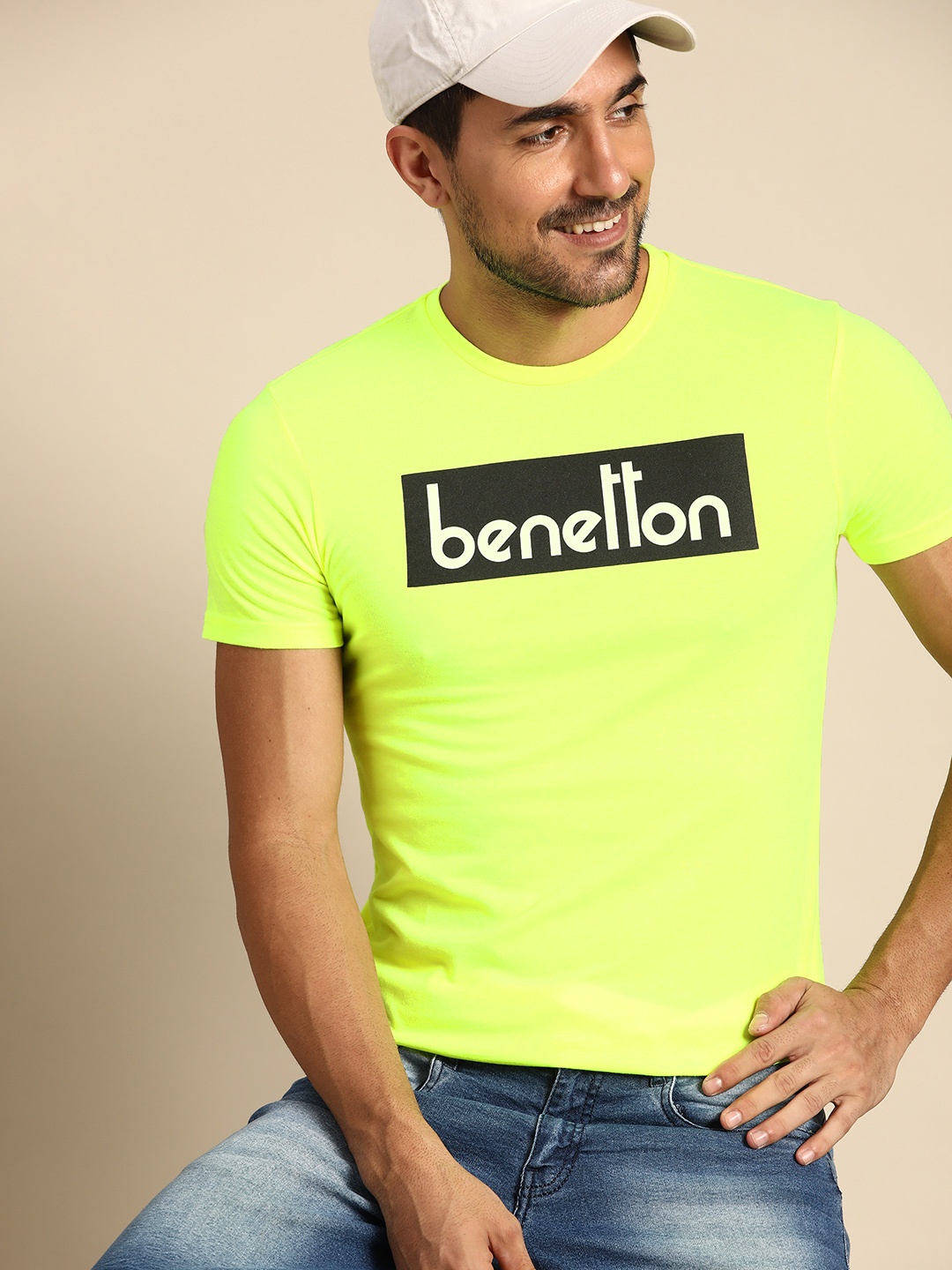 

United Colors of Benetton Men Fluorescent Green Brand Logo Printed T-shirt