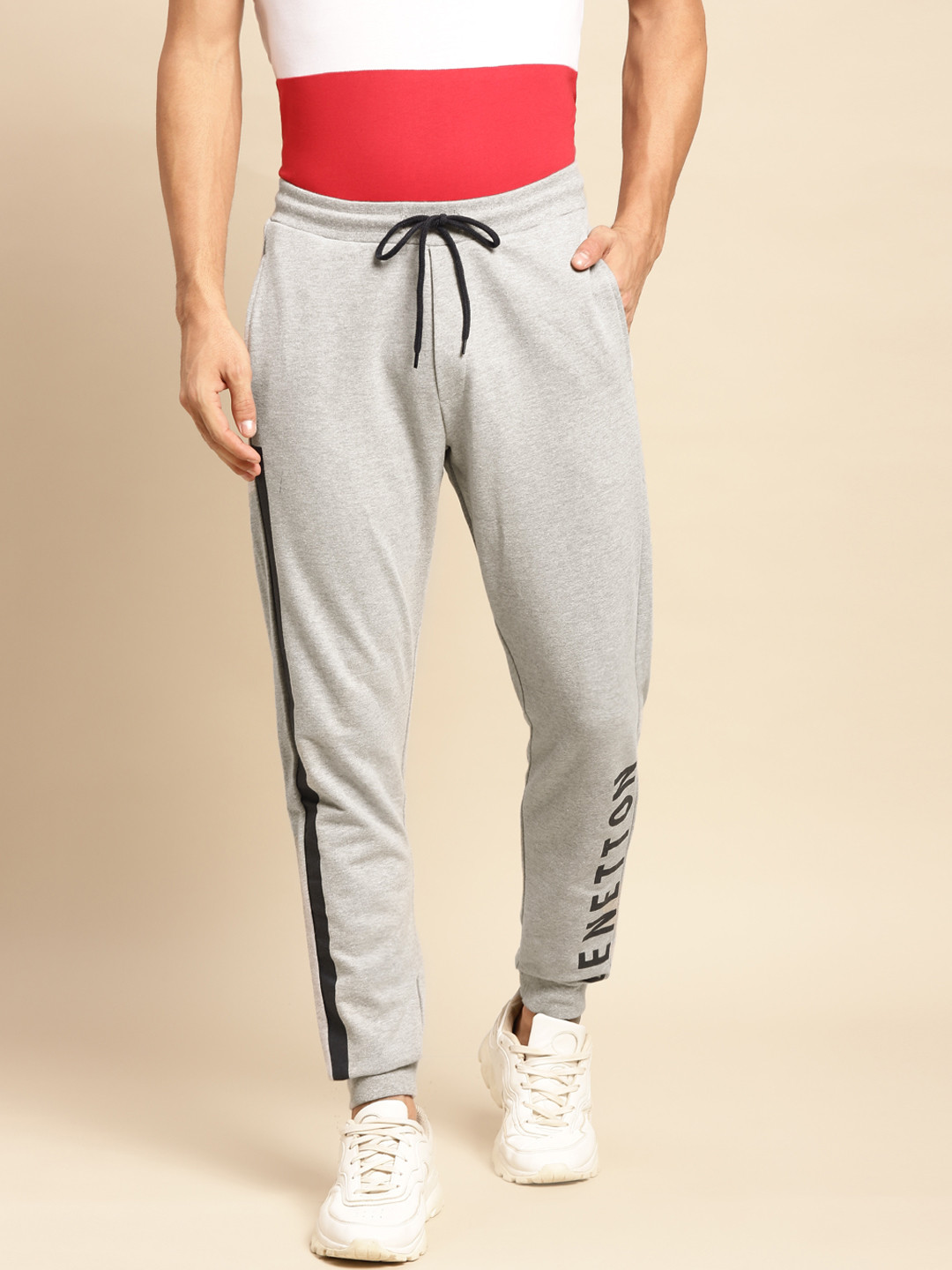

United Colors of Benetton Men Grey Melange Brand Logo Printed Joggers