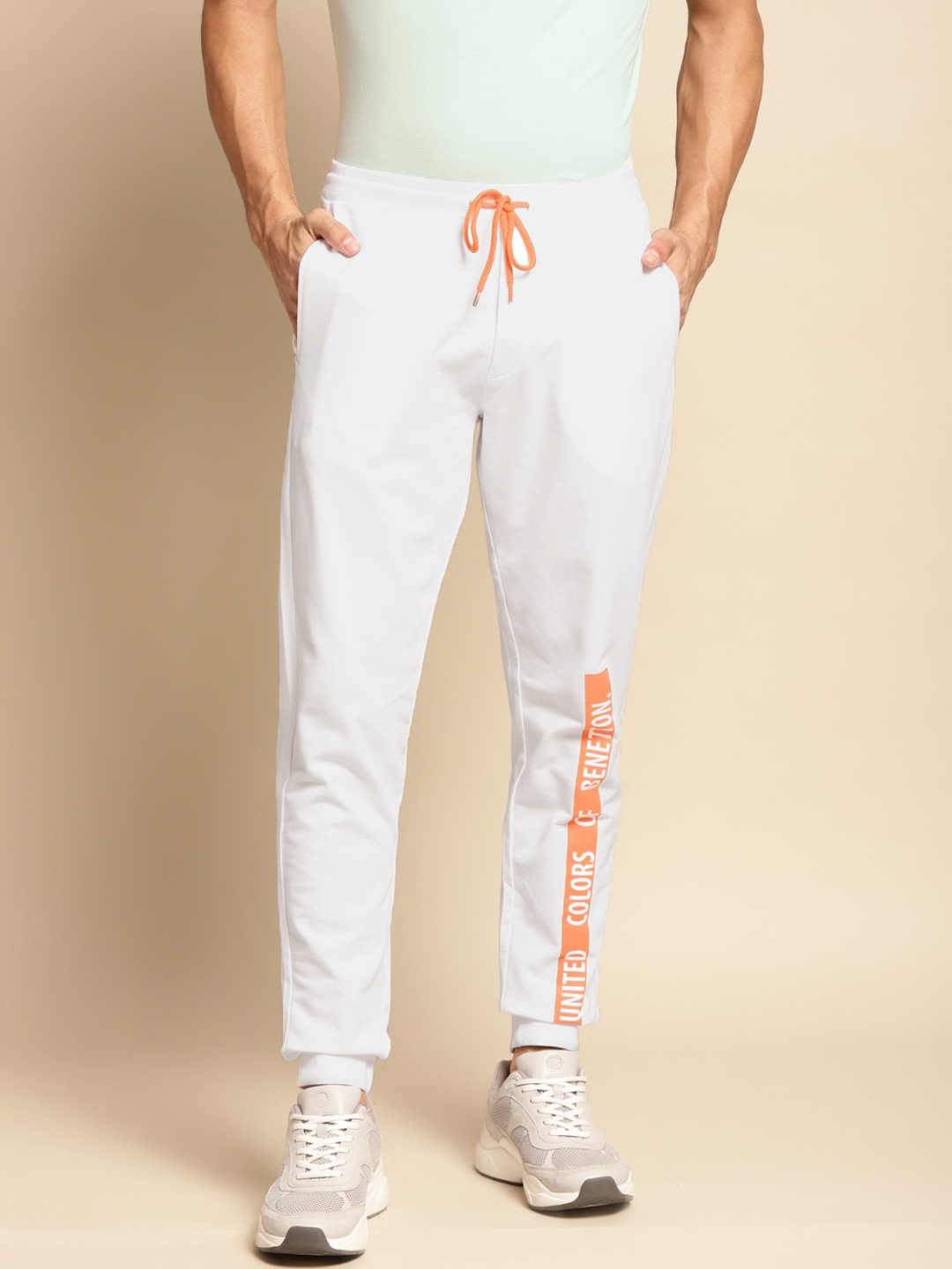 

United Colors of Benetton Men White Brand Logo Printed Pure Cotton Joggers