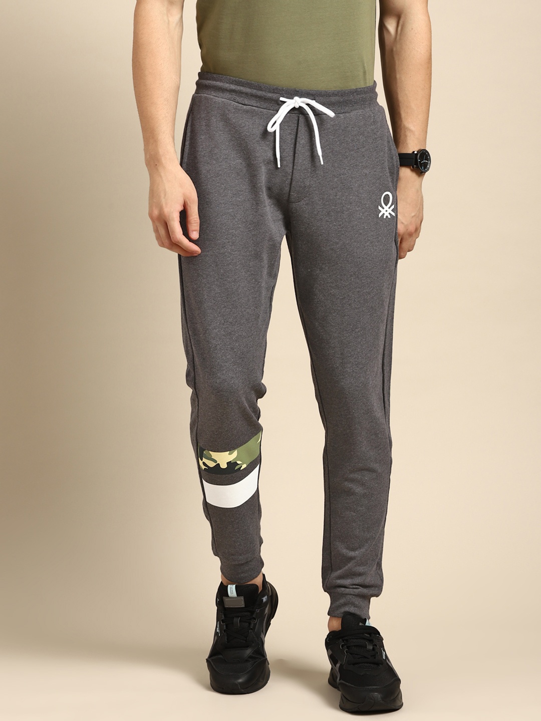 

United Colors of Benetton Men Charcoal Grey Striped Detail Joggers