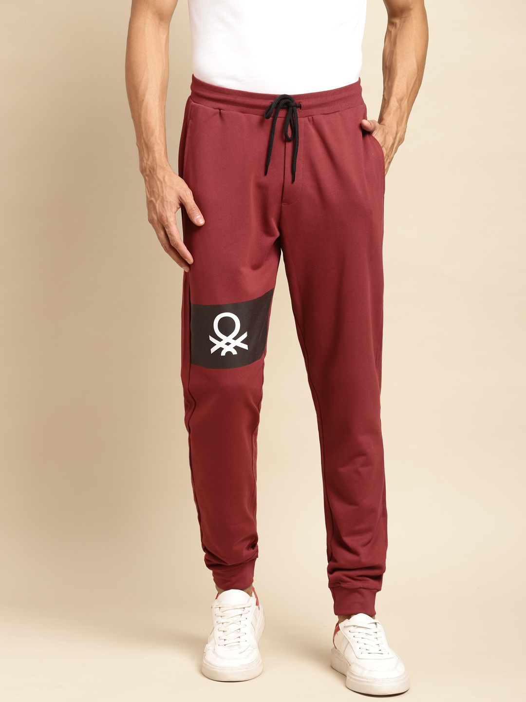 

United Colors of Benetton Men Maroon Brand Logo Printed Joggers
