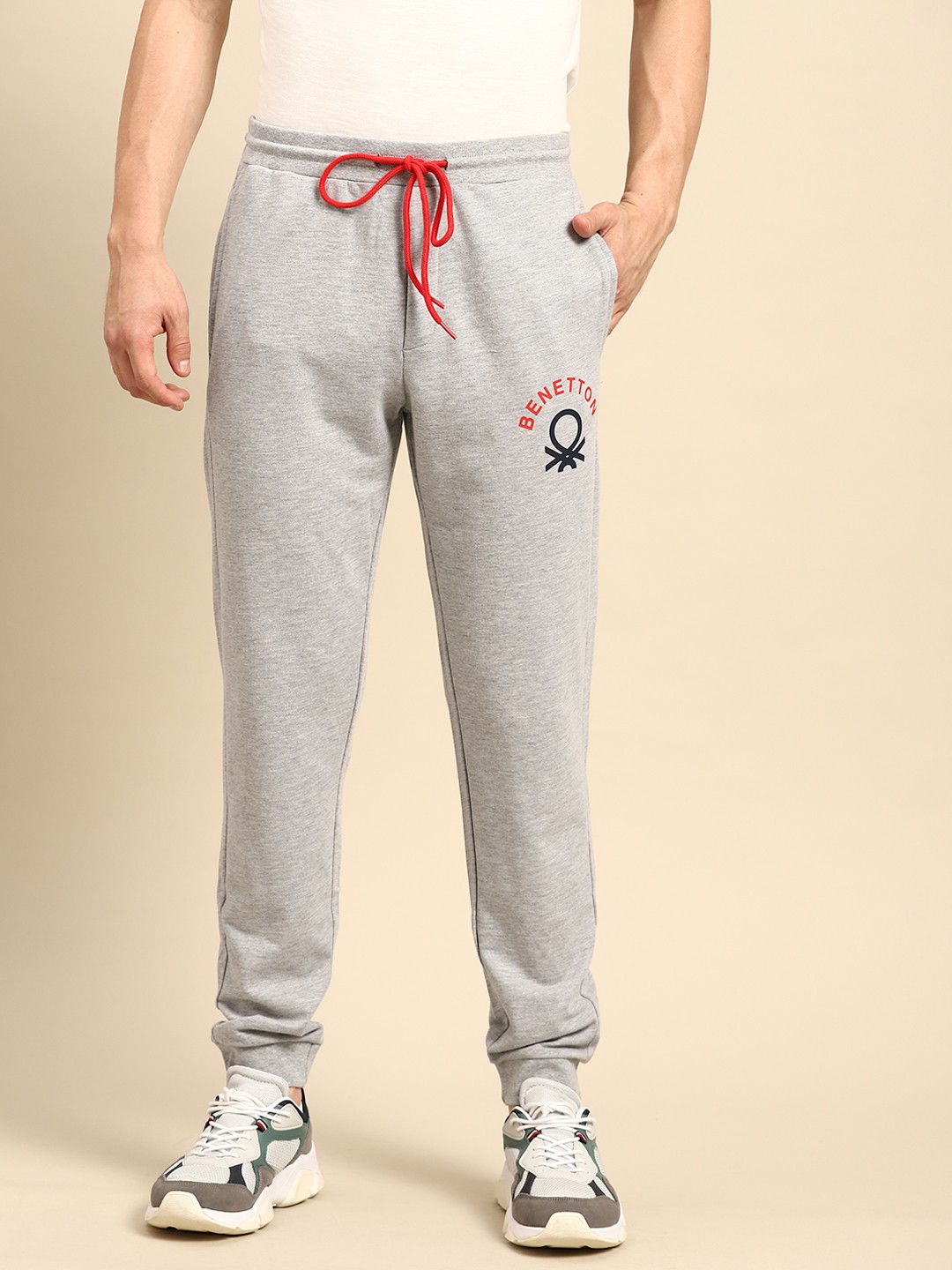 

United Colors of Benetton Men Grey Melange Brand Logo Printed Regular Fit Joggers