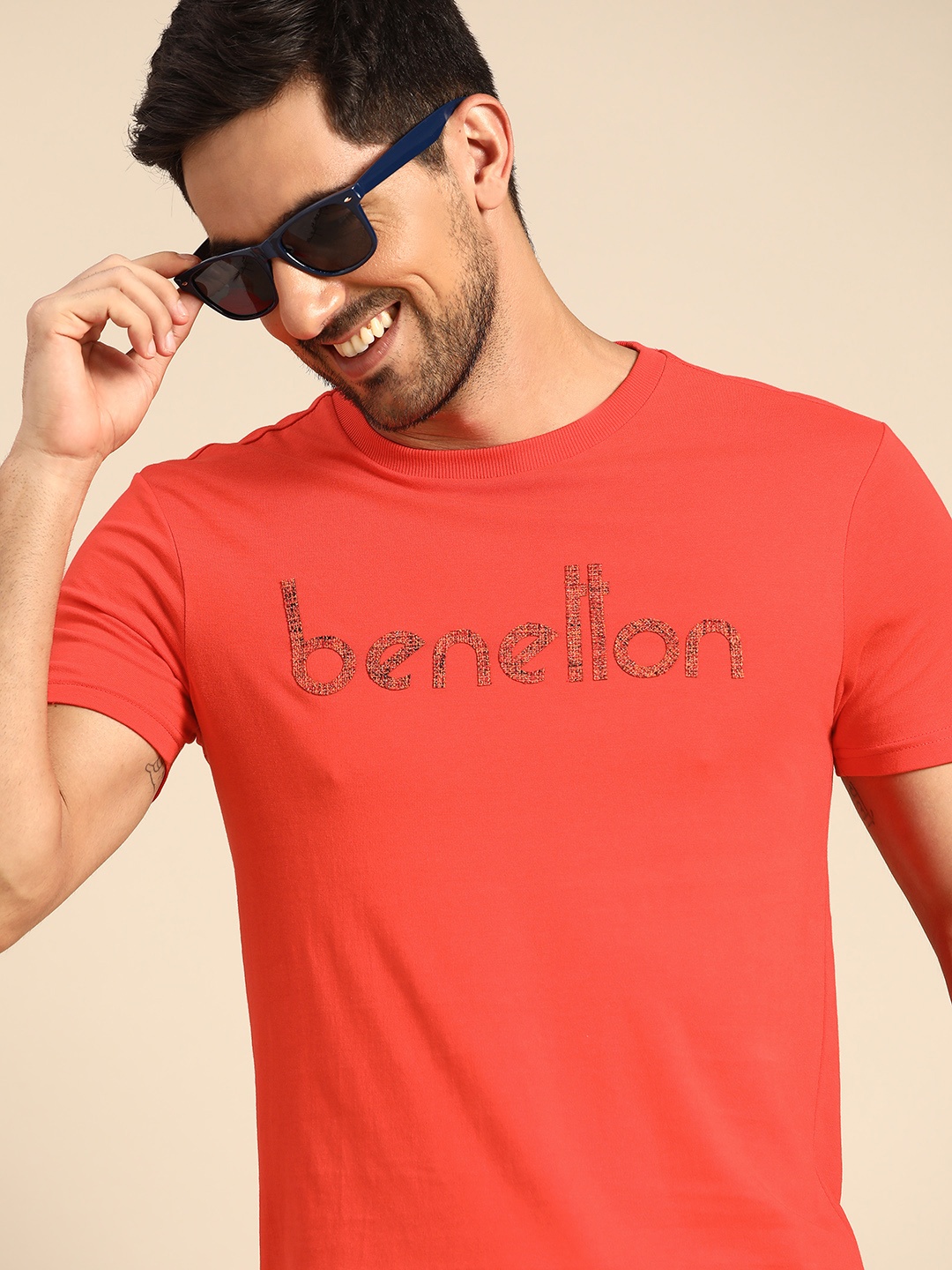 

United Colors of Benetton Men Coral Red Pure Cotton Brand Logo Printed T-shirt