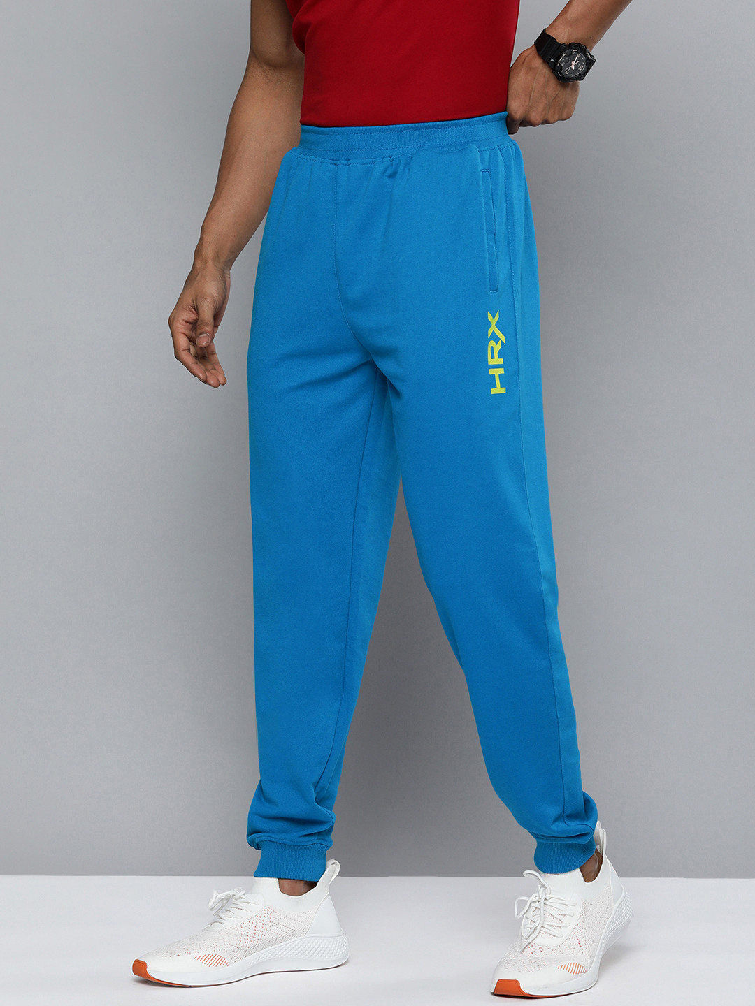 

HRX By Hrithik Roshan Training Men Beast Bio-Wash Brand Carrier Track Pants, Blue