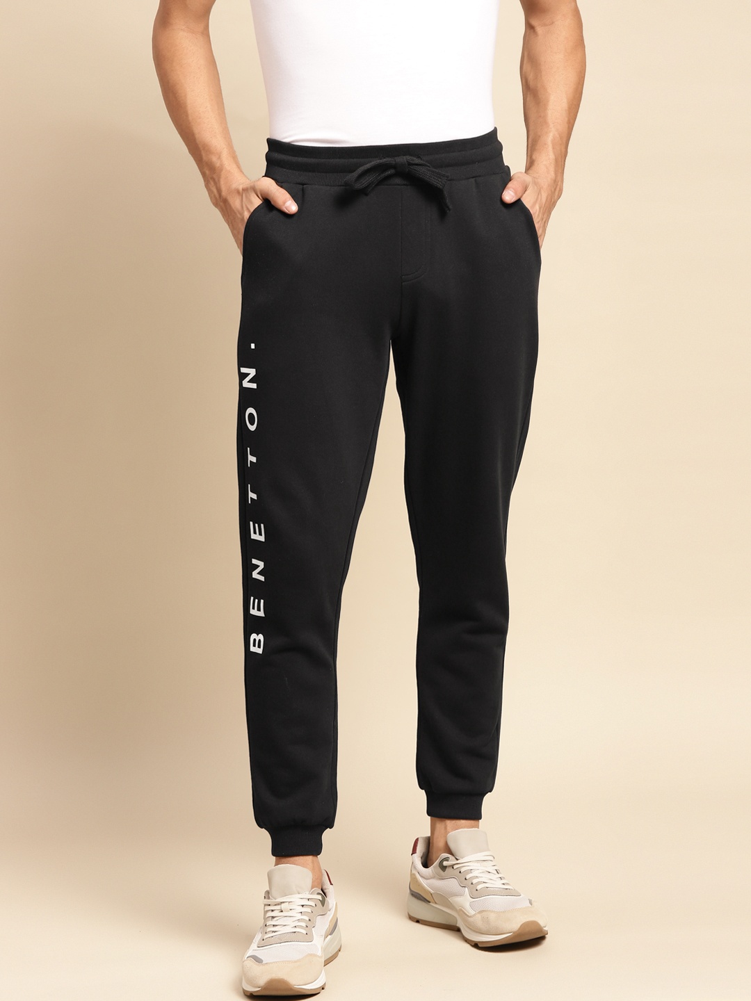 

United Colors of Benetton Men Black Pure Cotton Brand Logo Printed Joggers