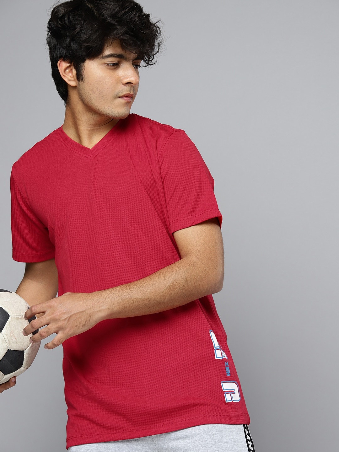 

HRX By Hrithik Roshan Active Boys Formula Red Rapid-Dry Solid Tshirt