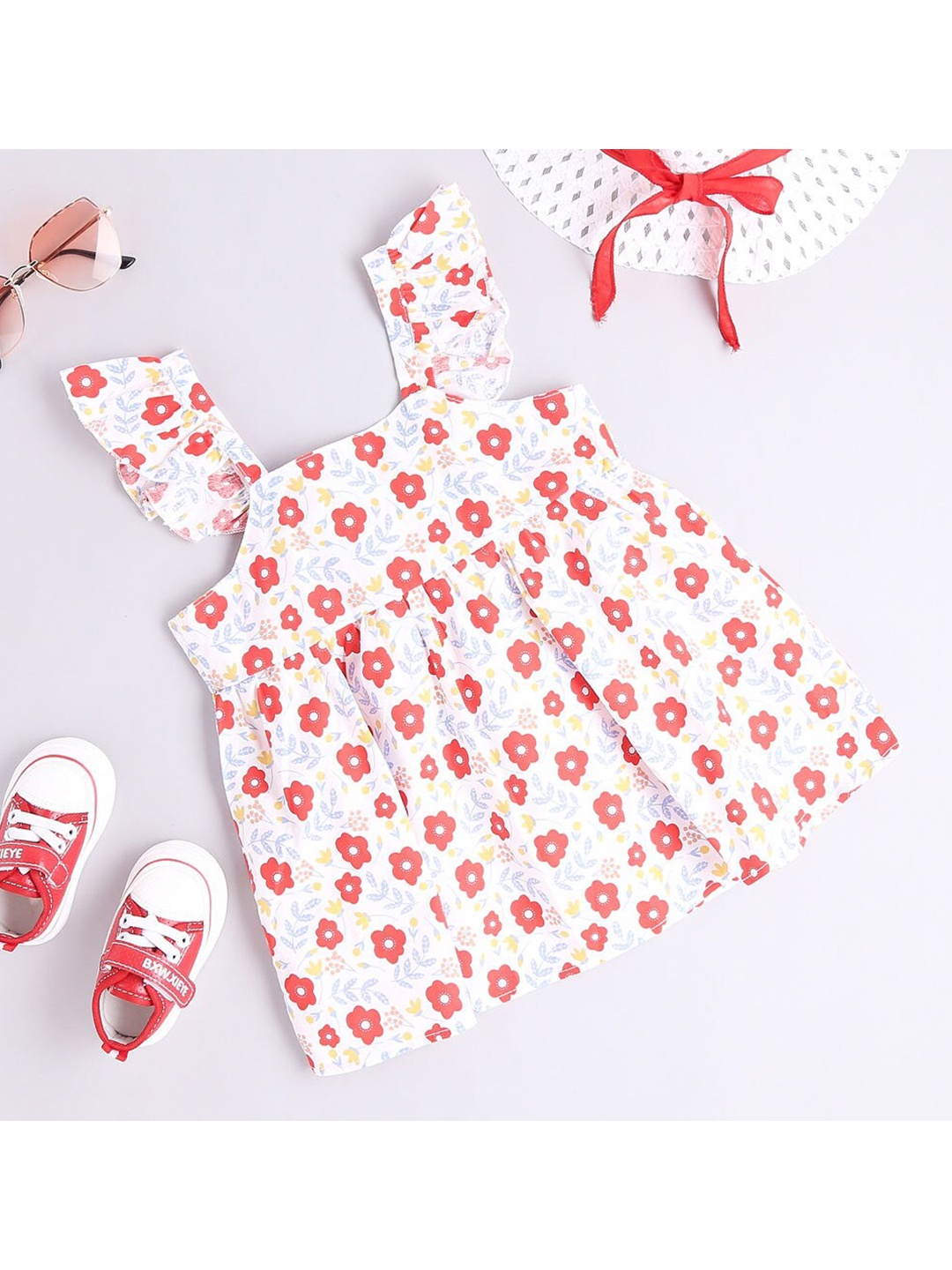

Hopscotch Girls Red & White Floral Print Top
