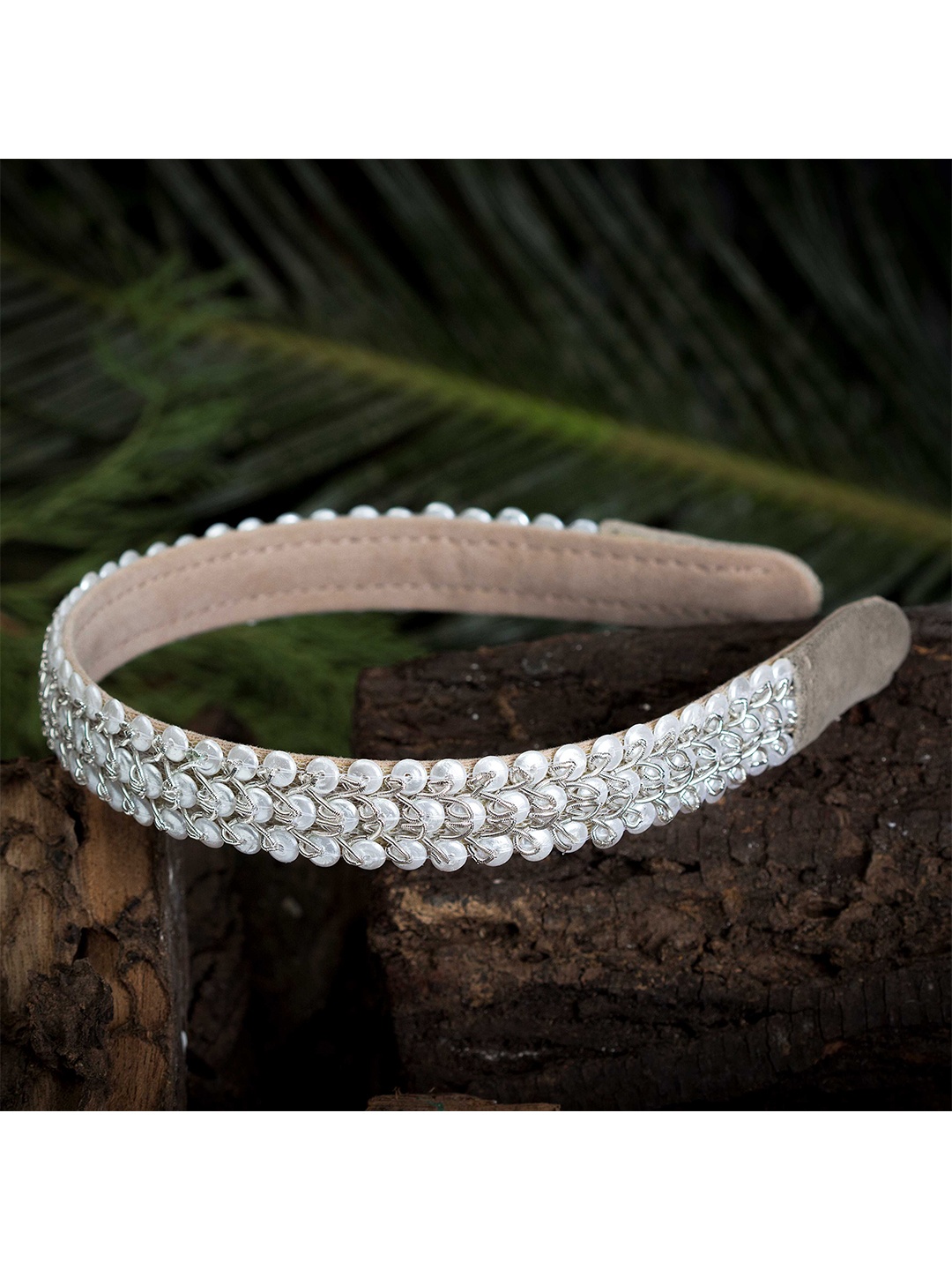 

D'oro Women Grey Embellished Hairband