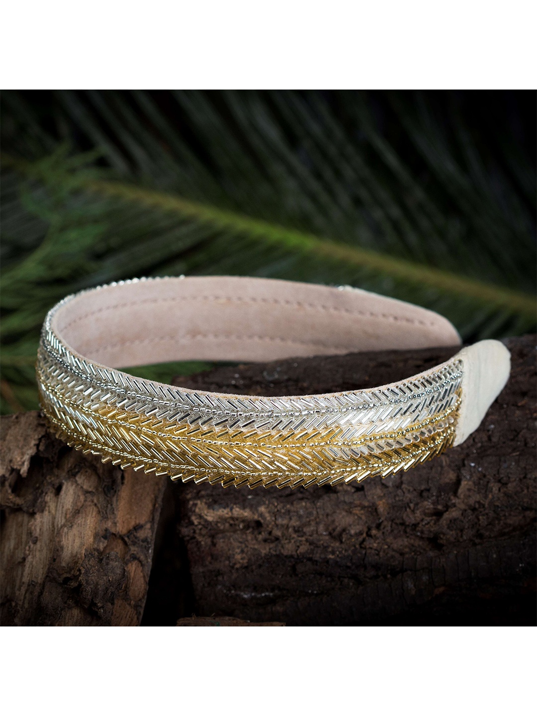 

D'oro Women Beige & Gold-Toned Embellished Hairband