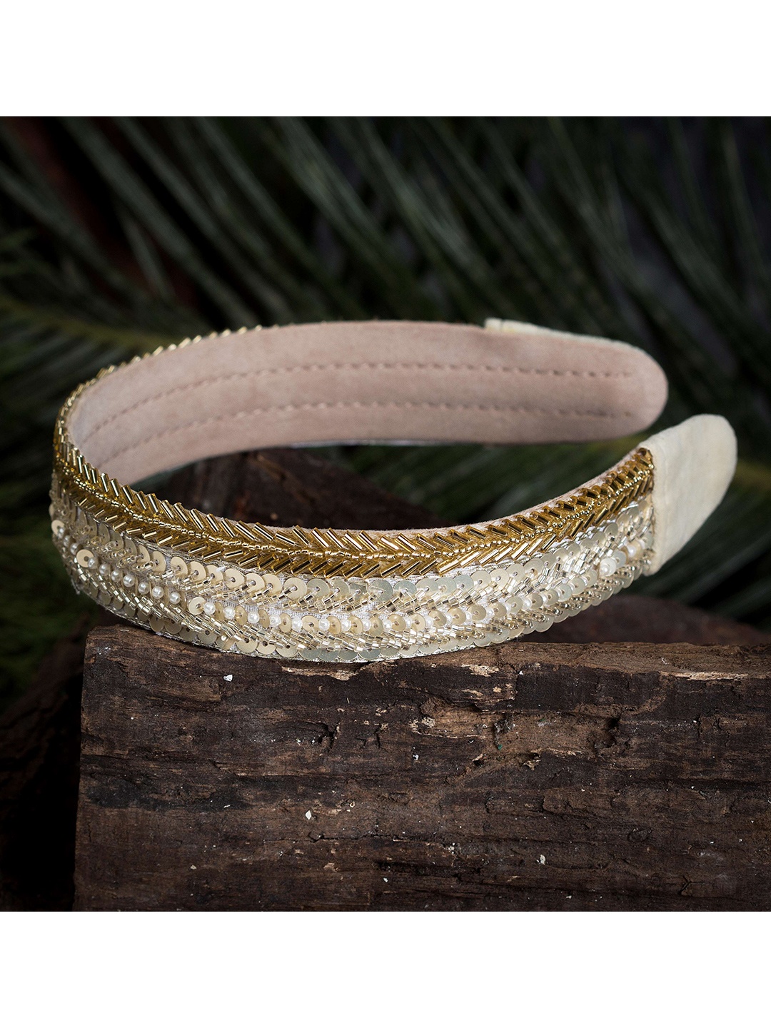 

D'oro Women Beige & Gold-Toned Embellished Hairband
