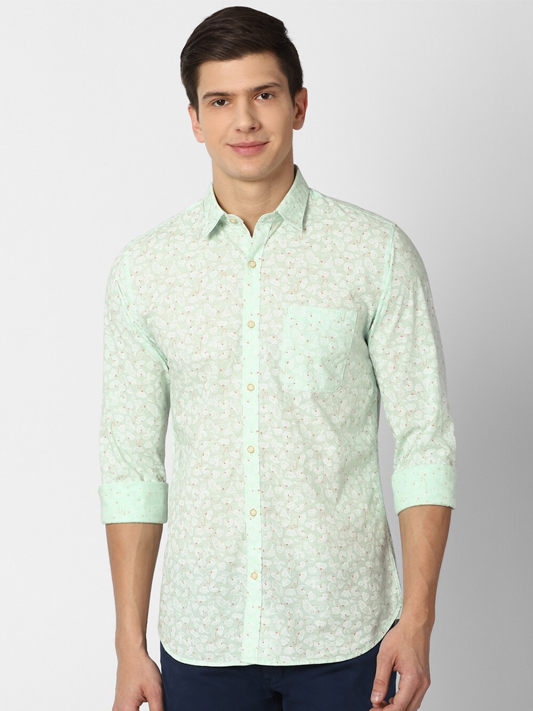 

Peter England Casuals Men Green Slim Fit Floral Printed Cotton Casual Shirt