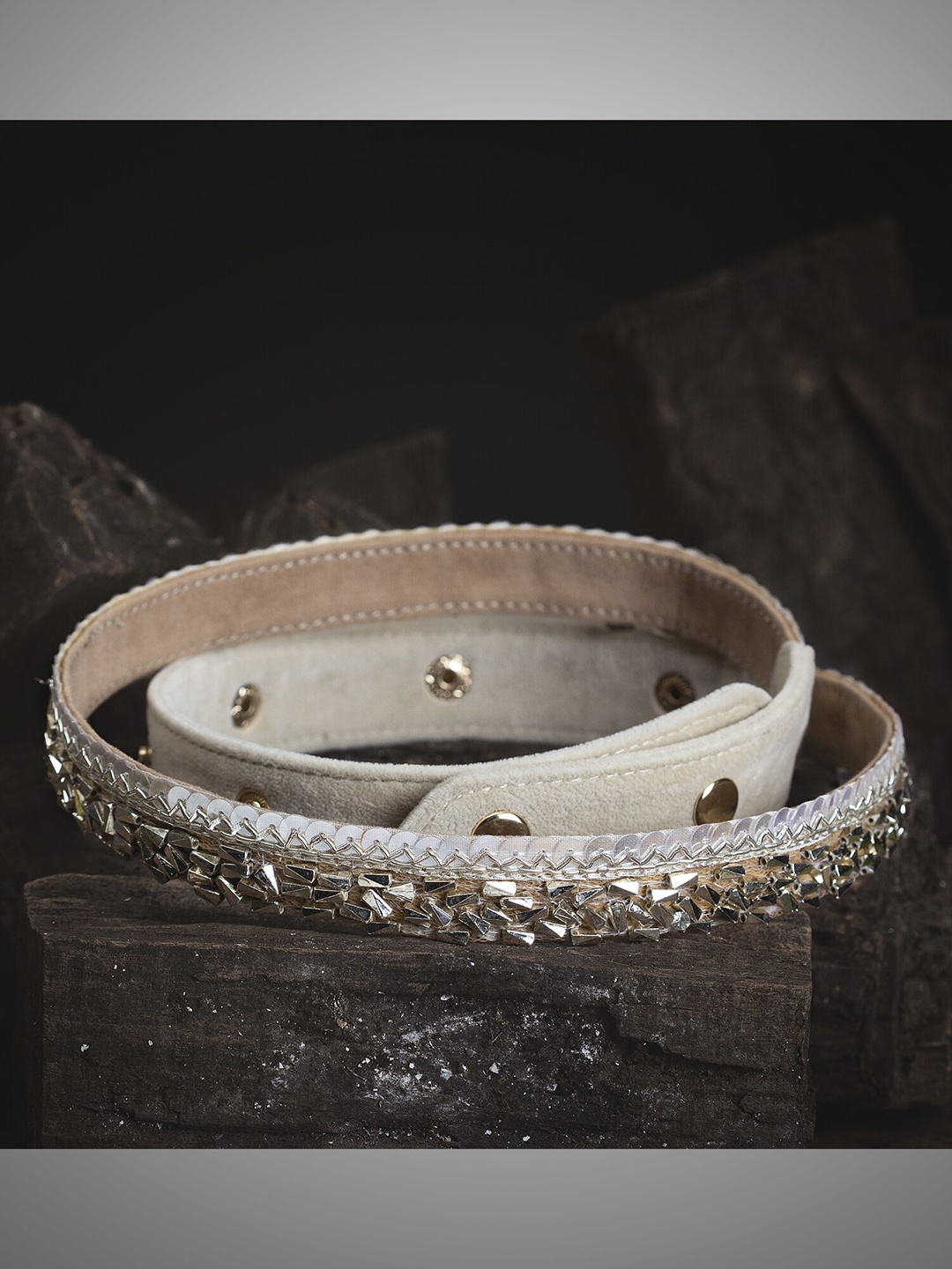 

D'oro Women Gold-Toned Embellished Contemporary Belt
