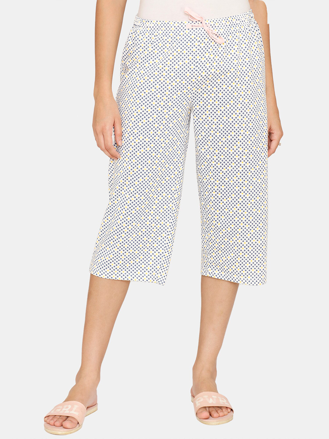 

Rosaline by Zivame Women White & Blue Printed Lounge Capris
