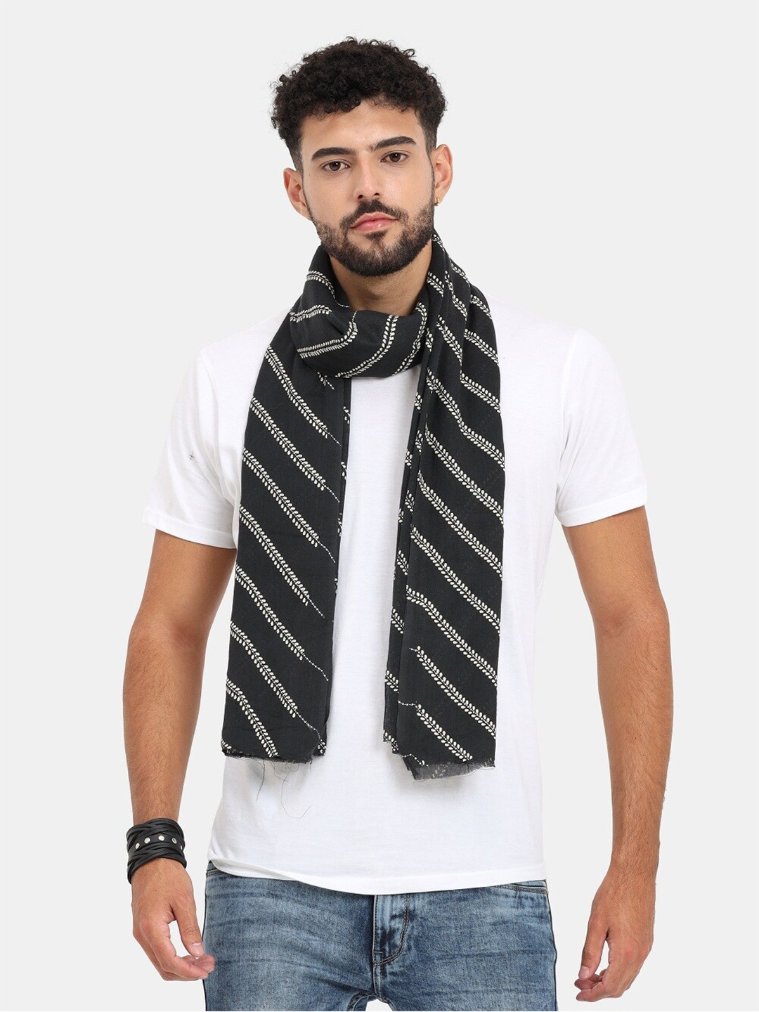 

thickskin Men Black & White Printed Cotton Stole