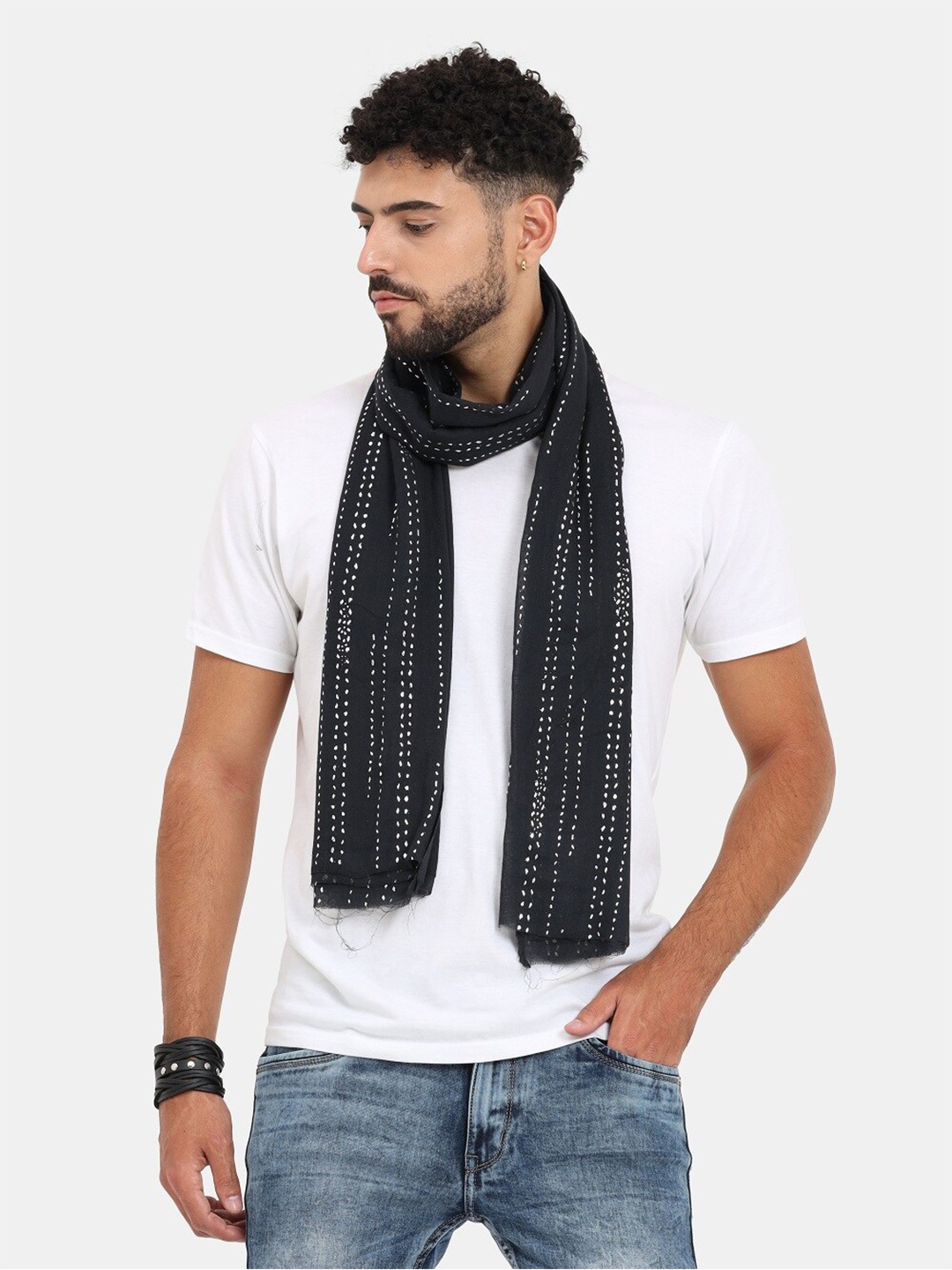 

thickskin Men Black & White Printed Cotton Stole
